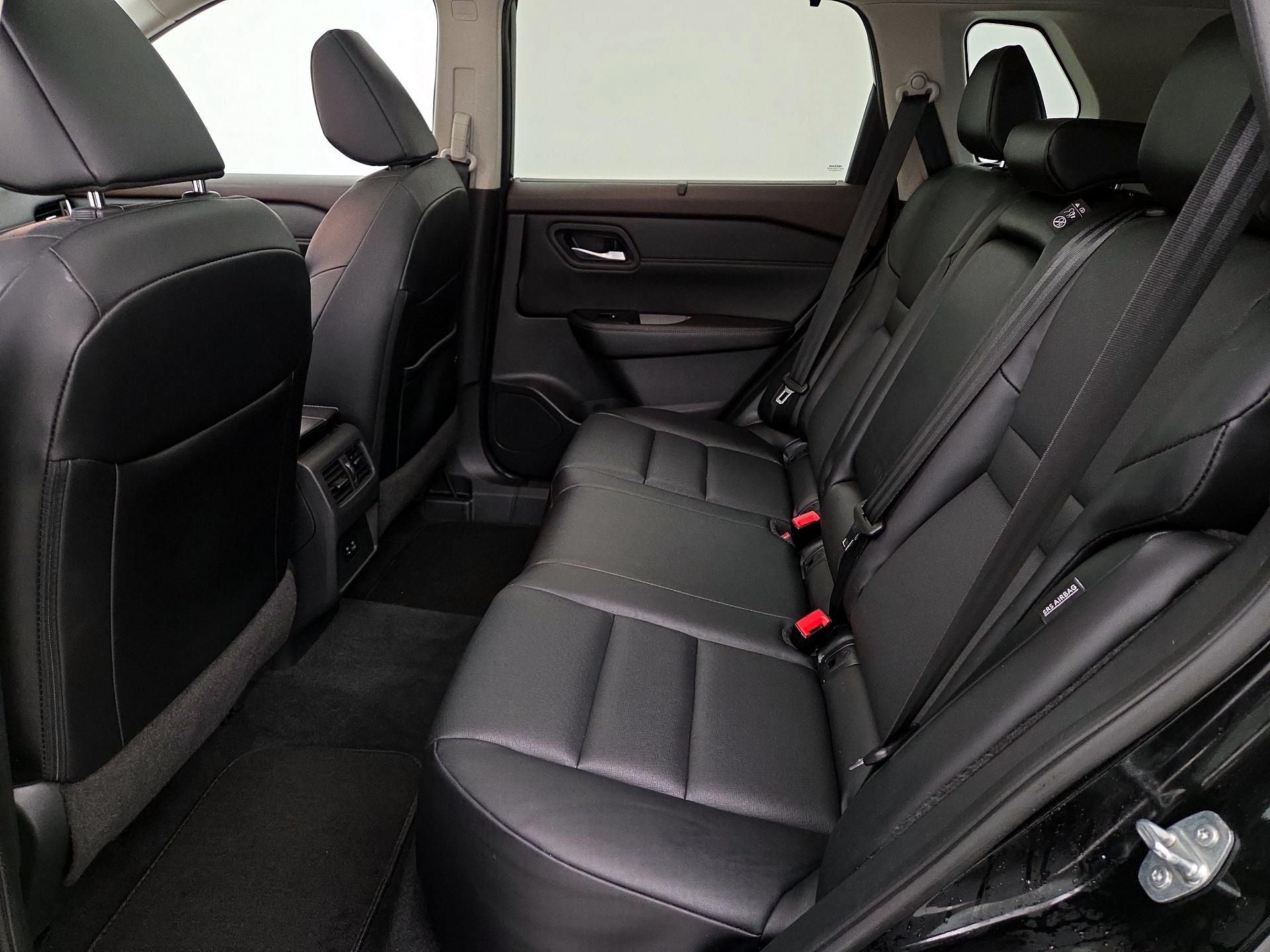 Thumbnail: 2023 Nissan Rogue - 20