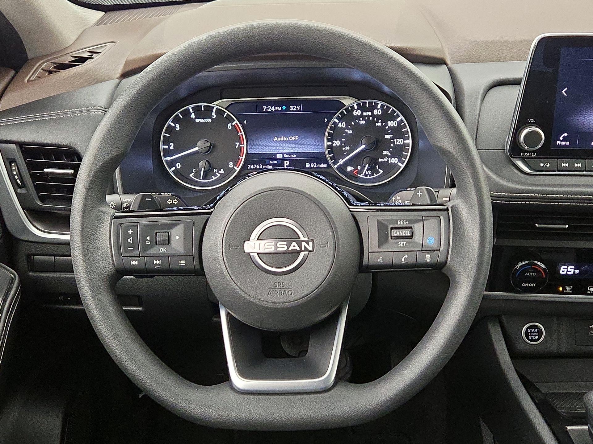 Thumbnail: 2023 Nissan Rogue - 10