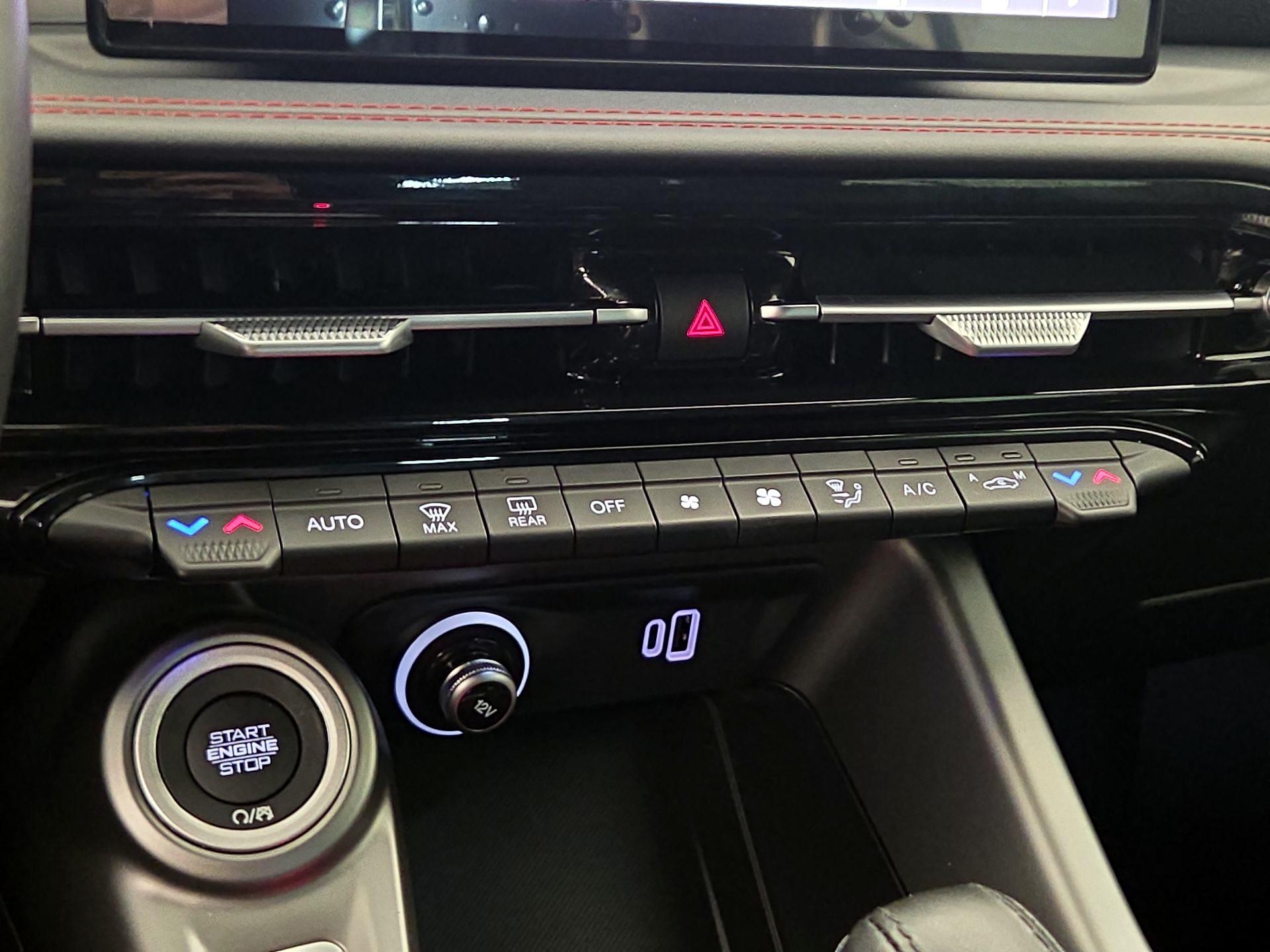 Thumbnail: 2024 Dodge Hornet - 16