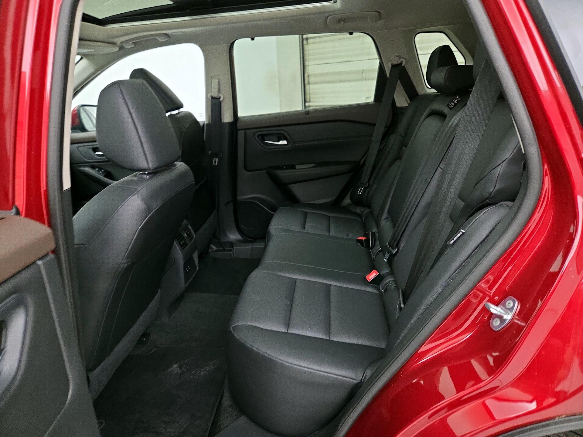 Thumbnail: 2023 Nissan Rogue - 20