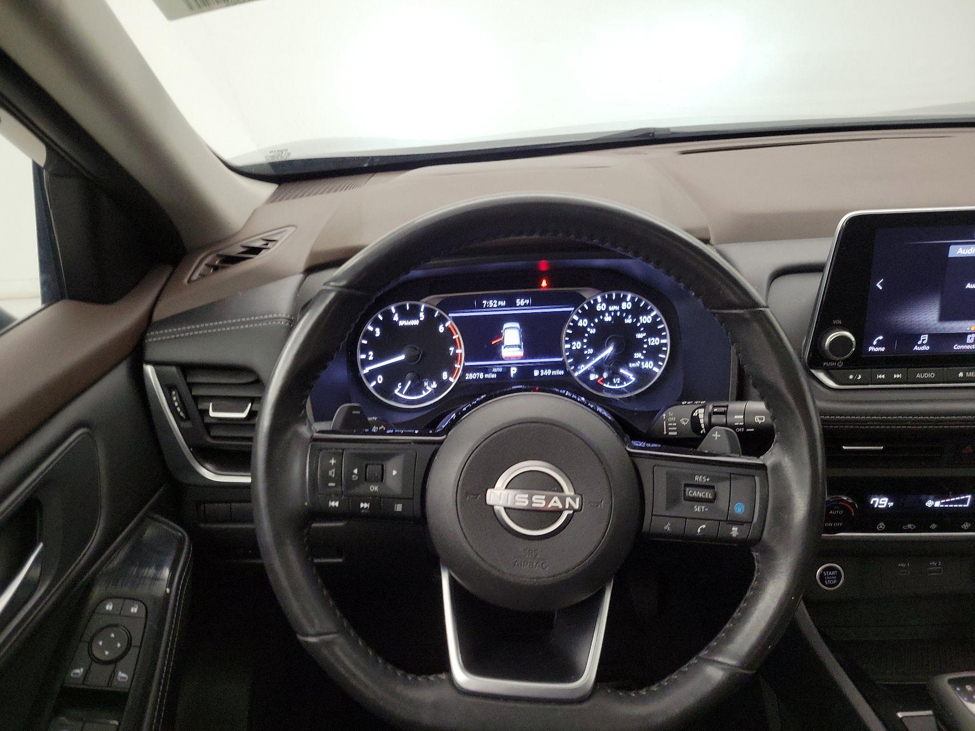 Thumbnail: 2023 Nissan Rogue - 10