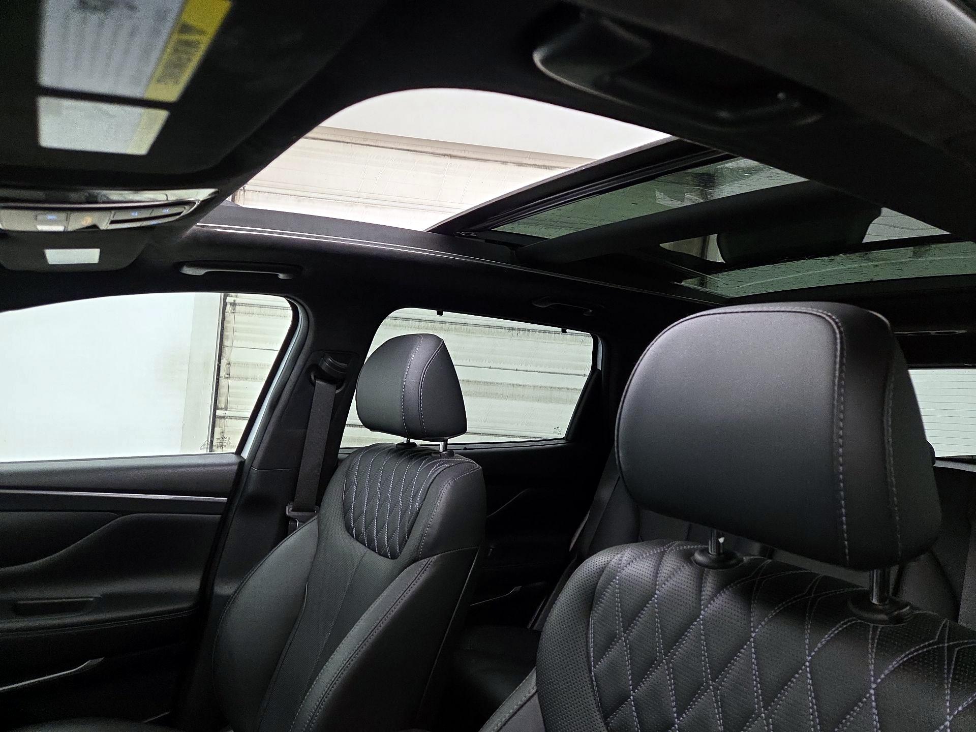 Thumbnail: 2023 Hyundai Santa Fe - 19