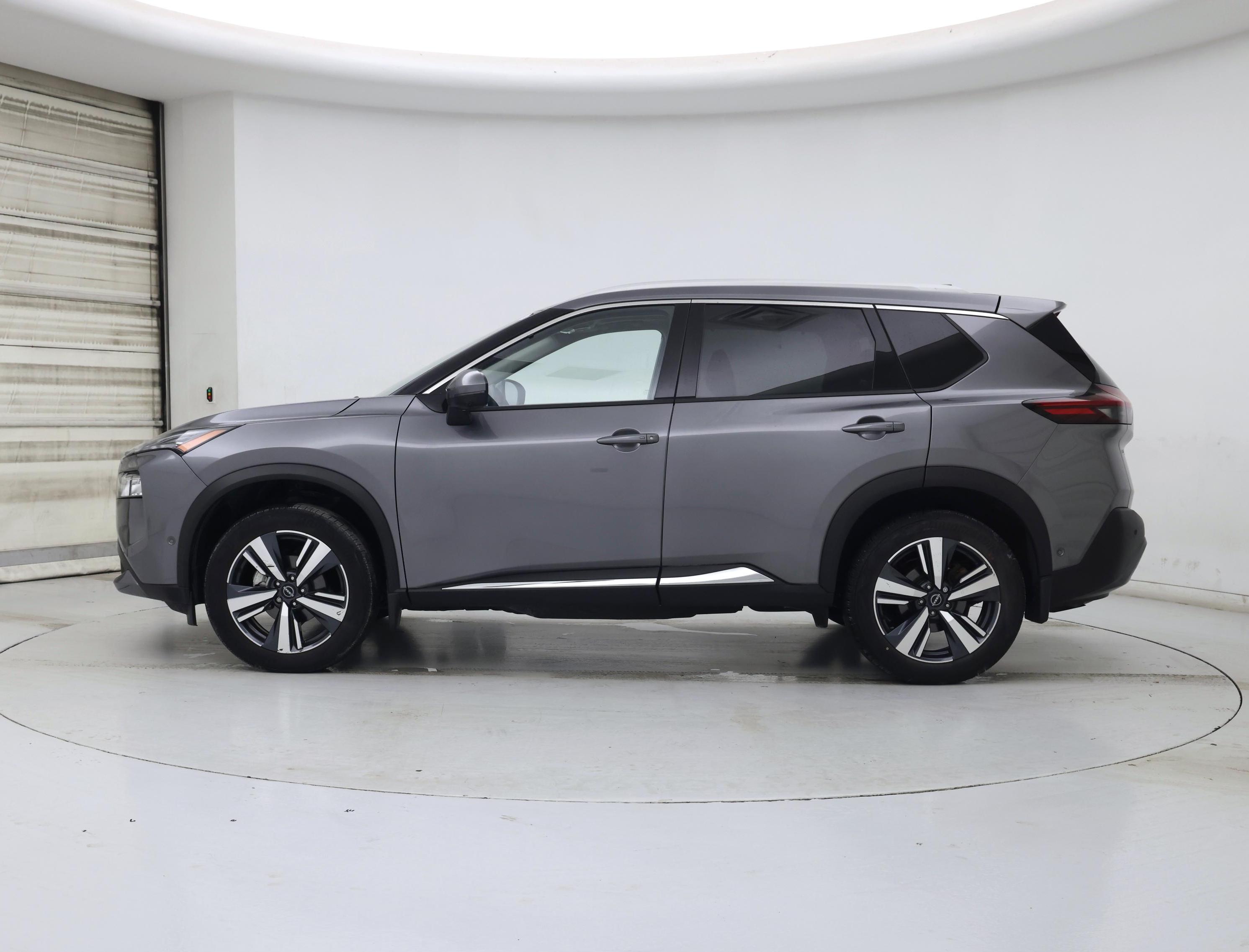 Thumbnail: 2023 Nissan Rogue - 3