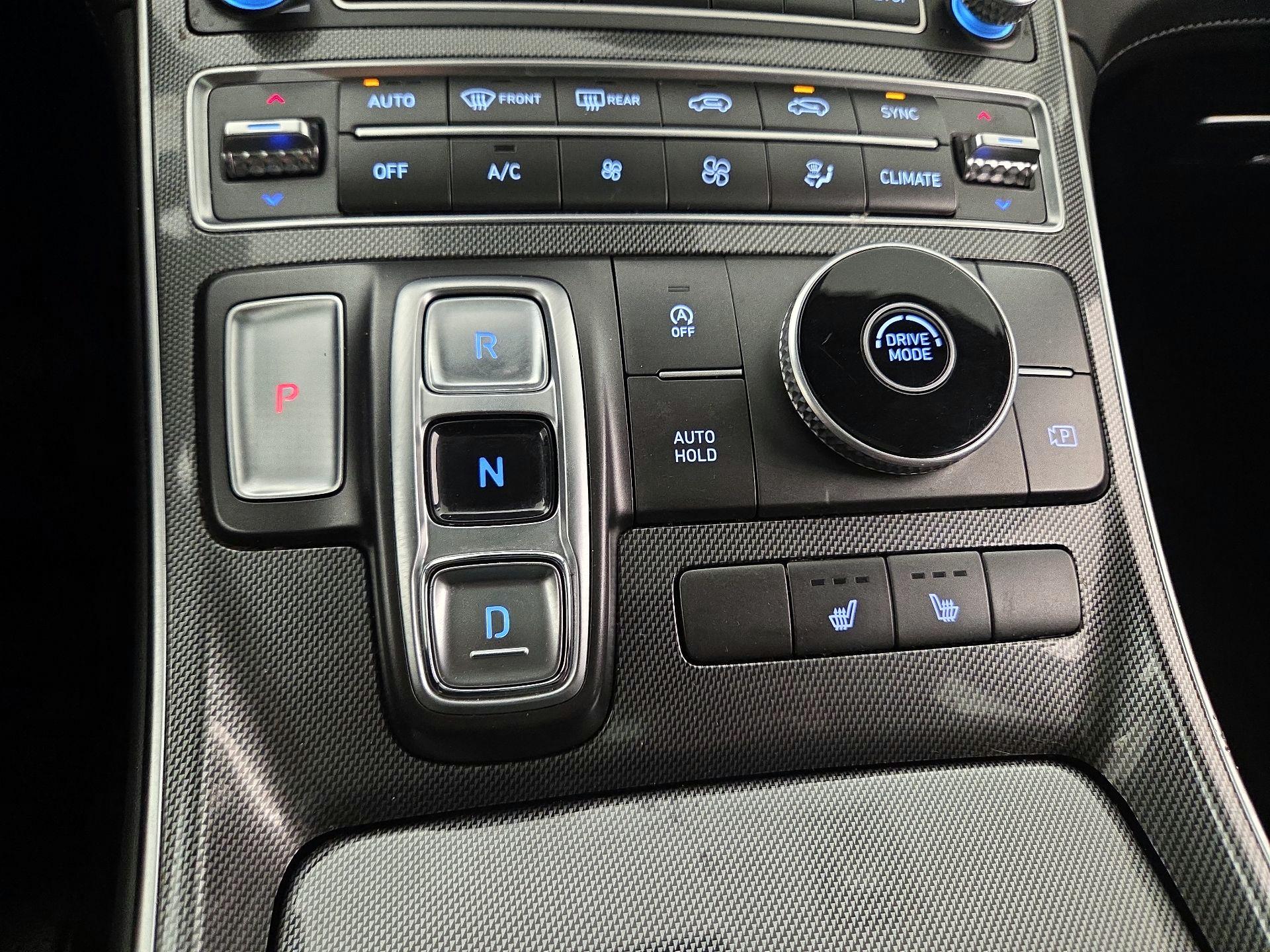 Thumbnail: 2023 Hyundai Santa Fe - 18