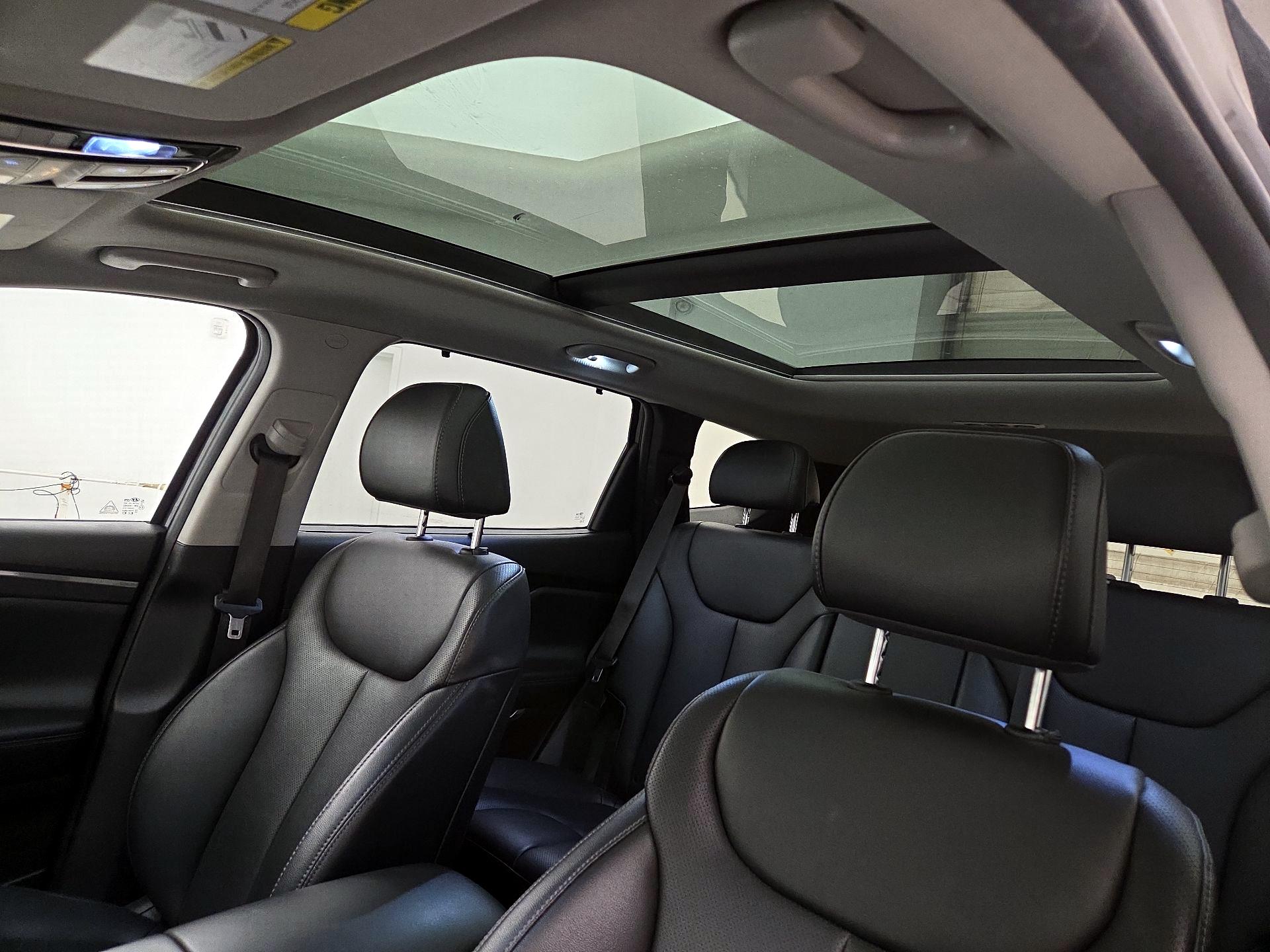 Thumbnail: 2023 Hyundai Santa Fe - 20