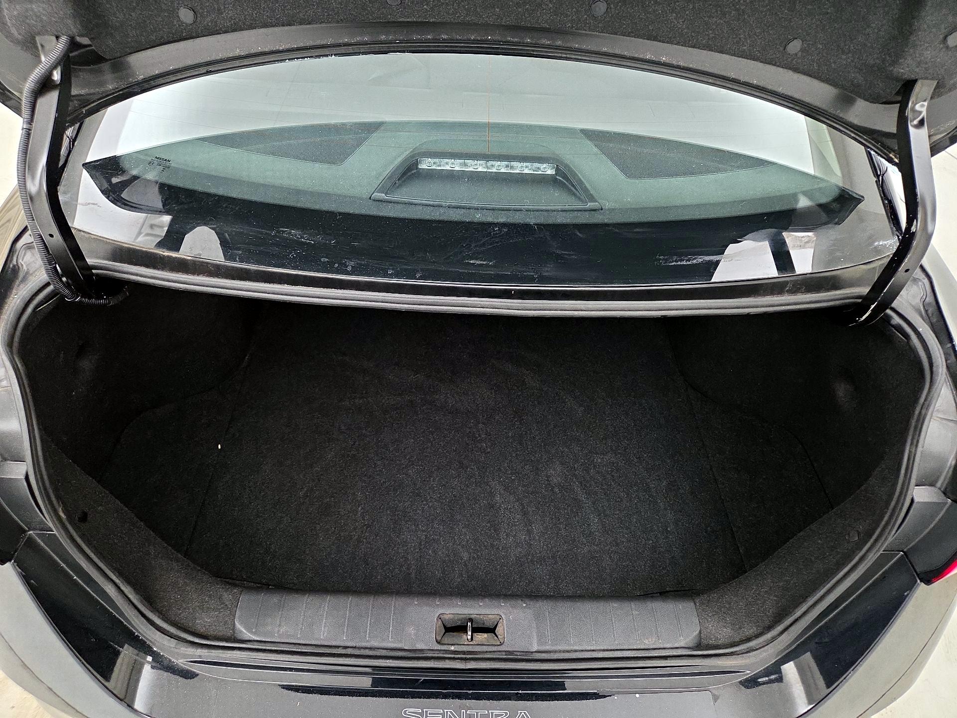 Thumbnail: 2023 Nissan Sentra - 20
