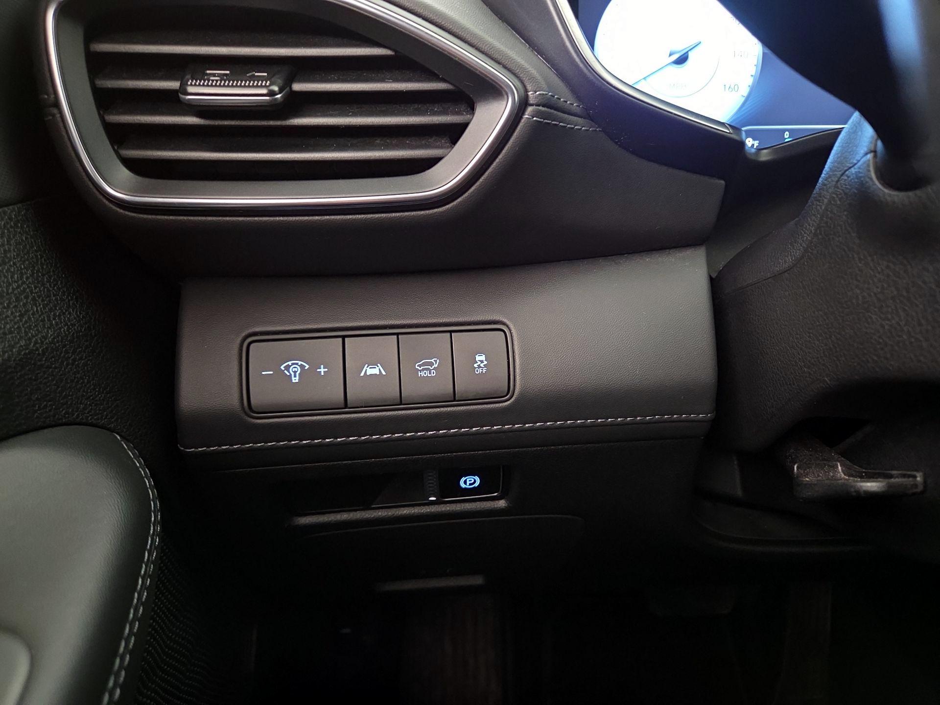 Thumbnail: 2023 Hyundai Santa Fe - 13