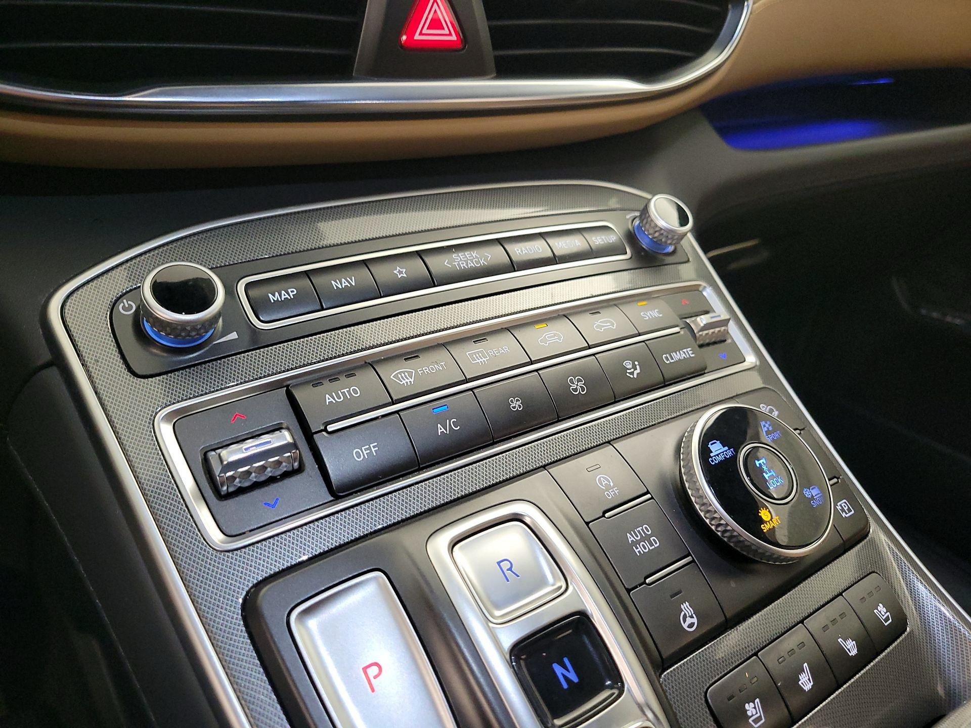 Thumbnail: 2023 Hyundai Santa Fe - 16