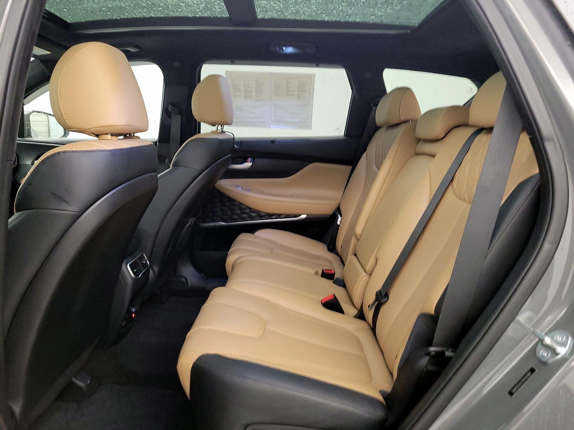 Thumbnail: 2023 Hyundai Santa Fe - 20