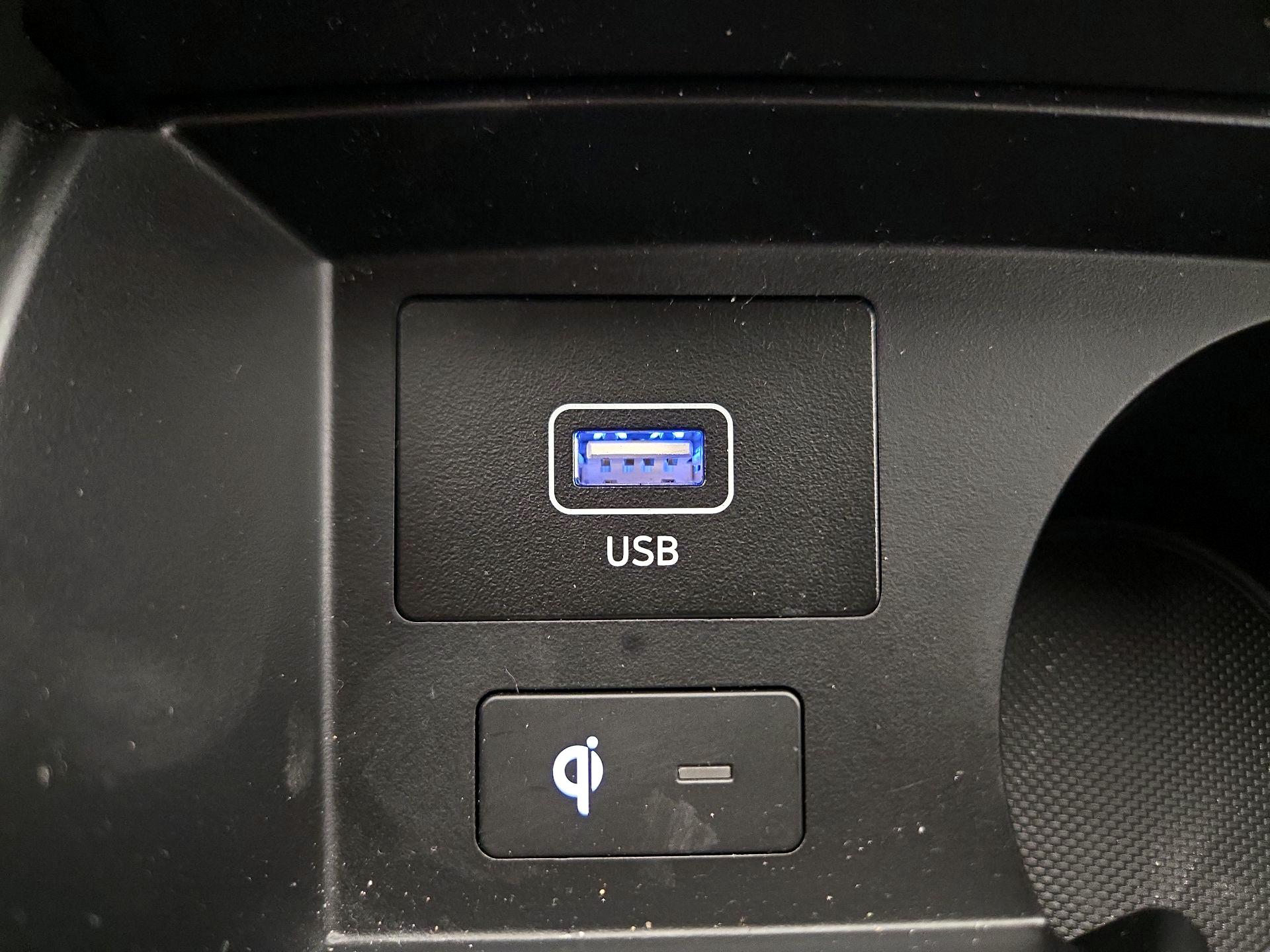 Thumbnail: 2023 Hyundai Santa Fe - 19