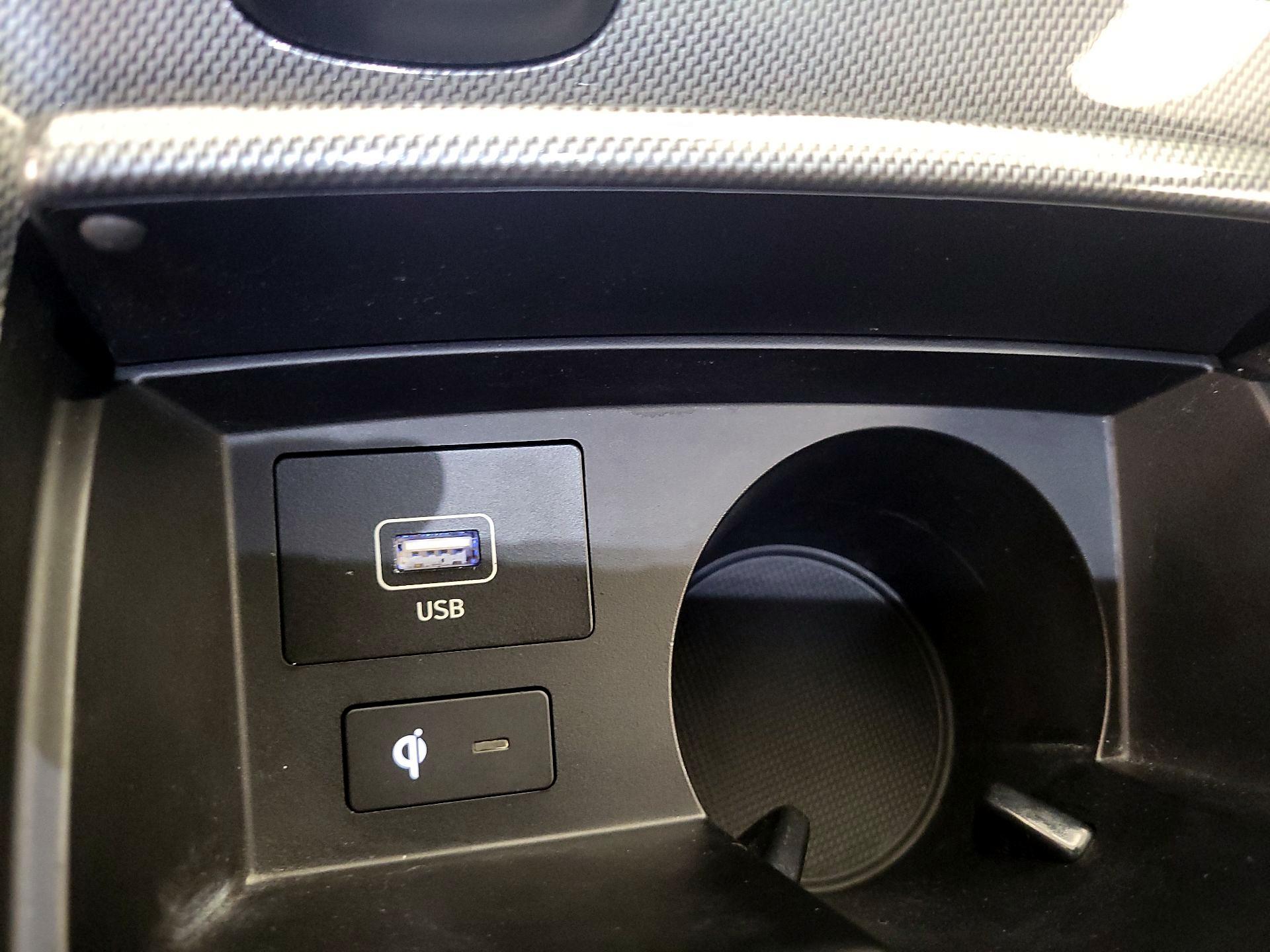 Thumbnail: 2023 Hyundai Santa Fe - 19