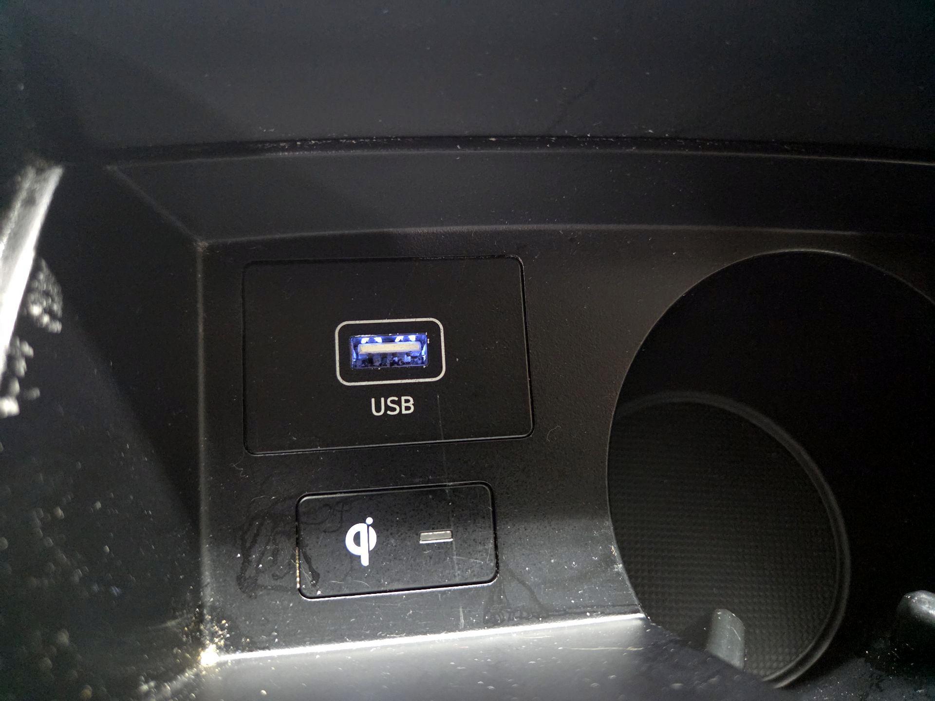 Thumbnail: 2023 Hyundai Santa Fe - 19