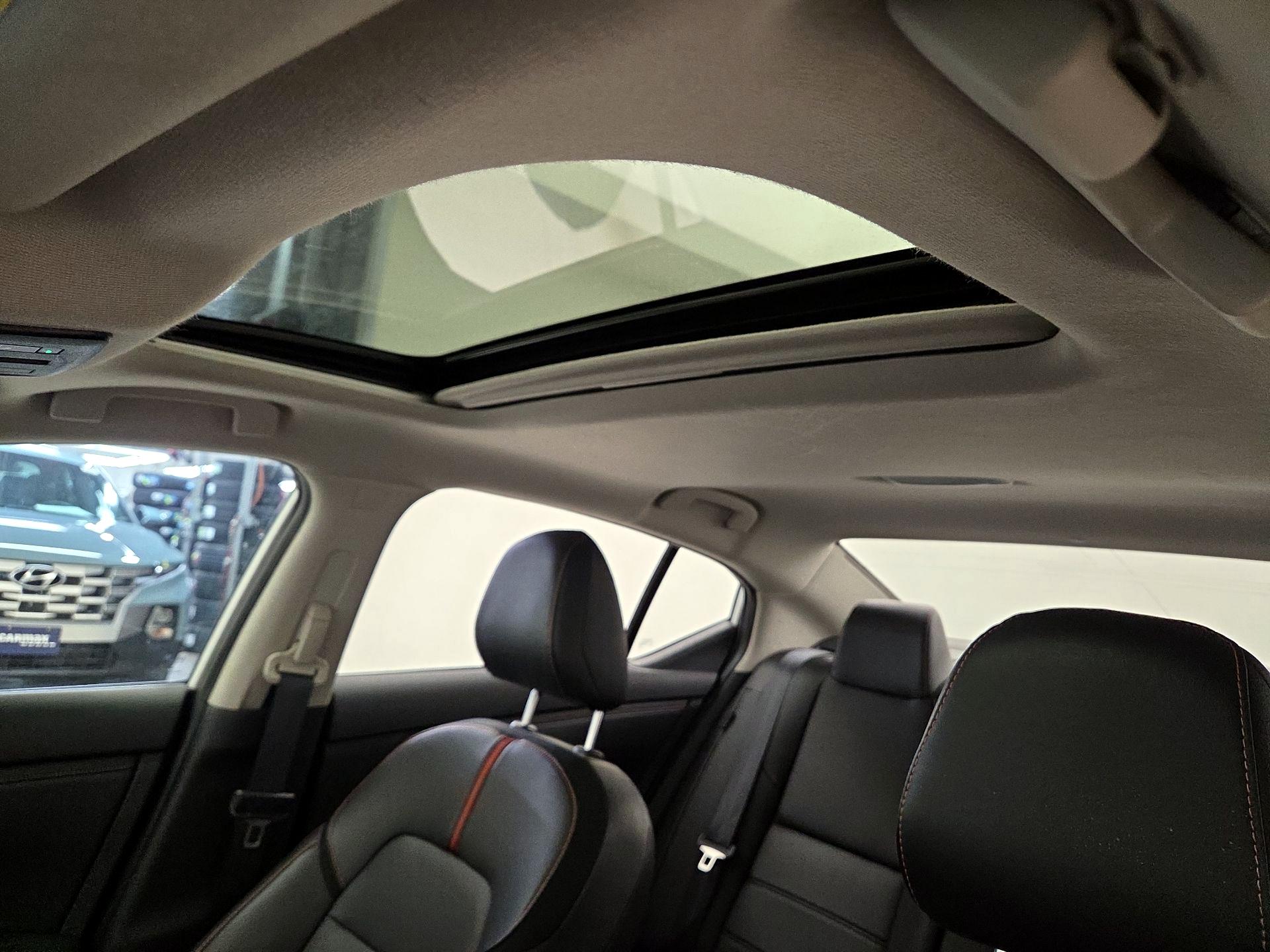 Thumbnail: 2023 Nissan Sentra - 19