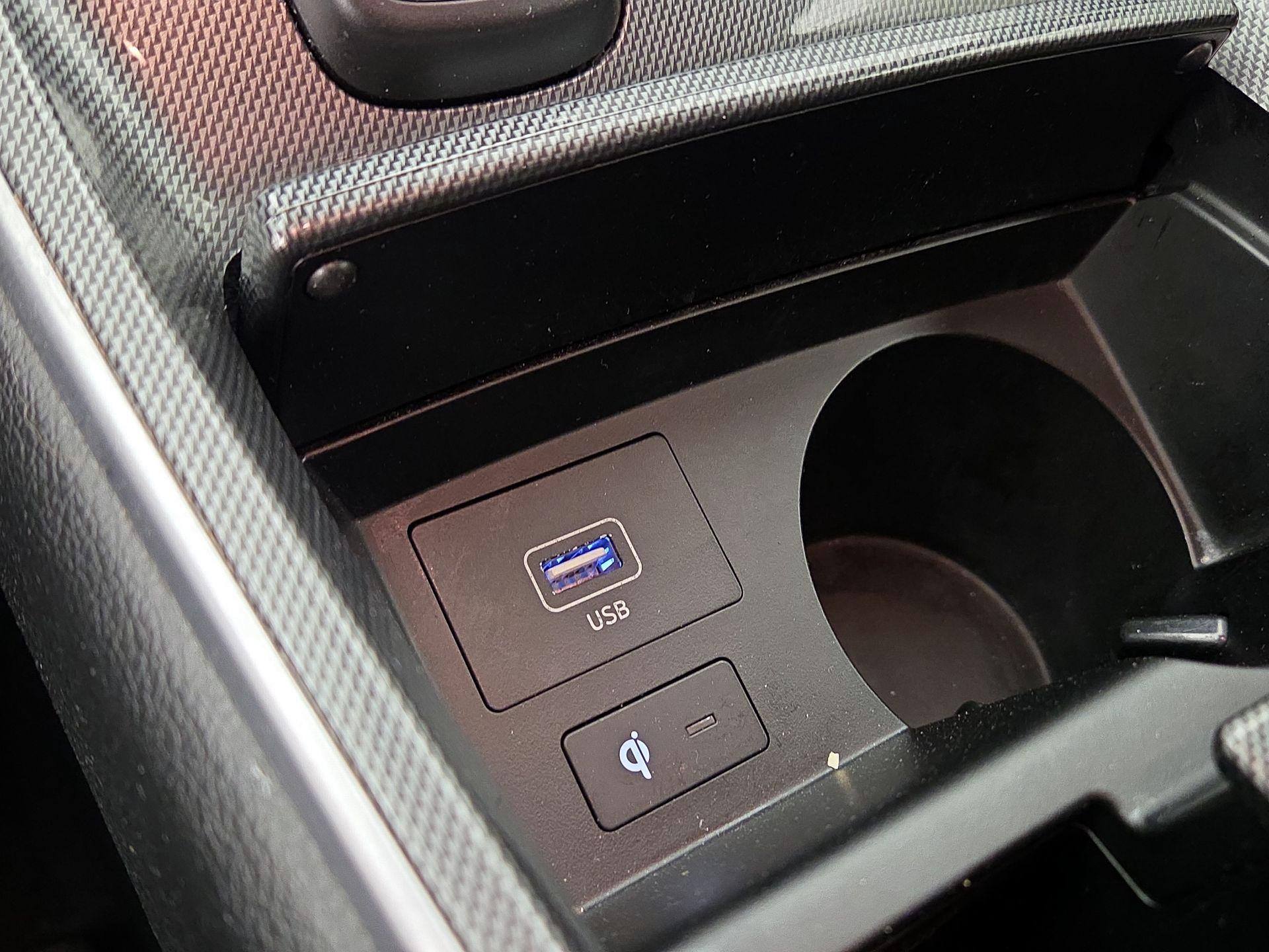 Thumbnail: 2023 Hyundai Santa Fe - 18