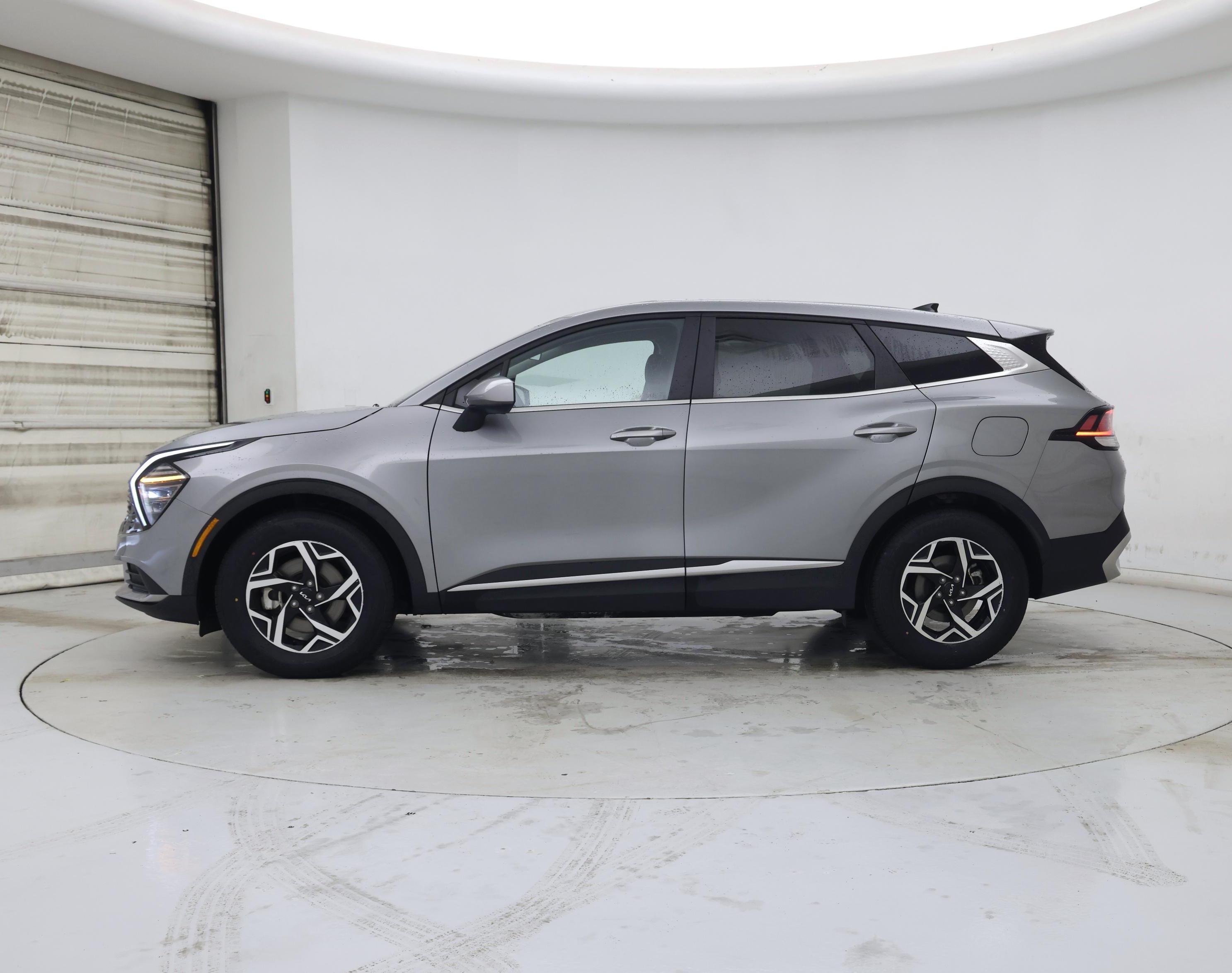 Thumbnail: 2024 Kia Sportage - 3