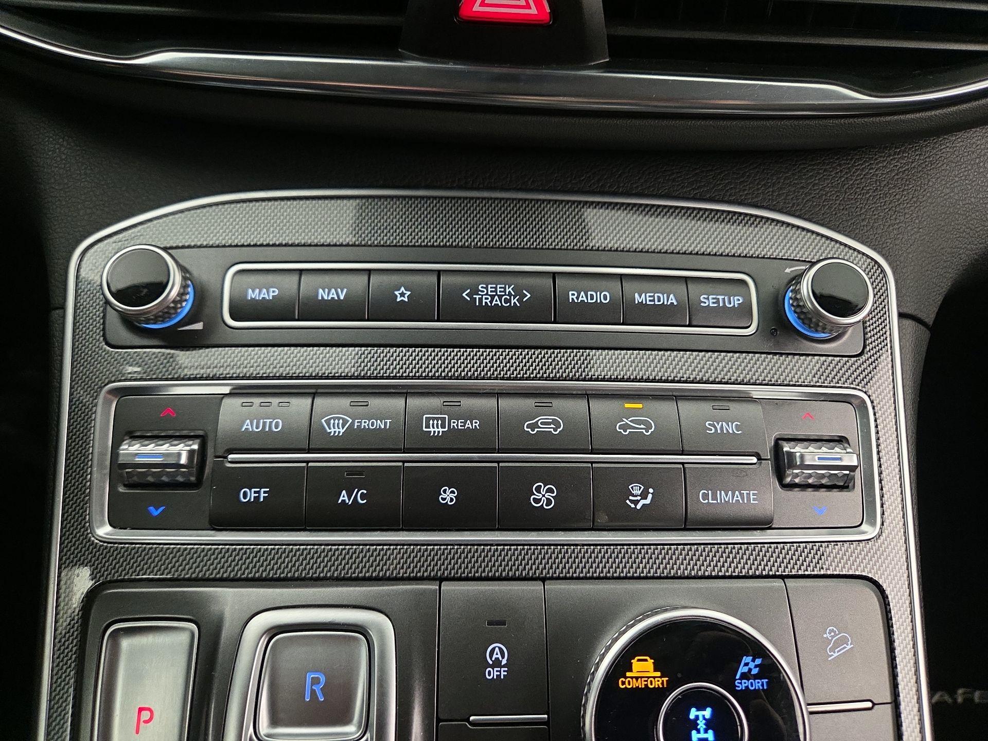 Thumbnail: 2023 Hyundai Santa Fe - 17