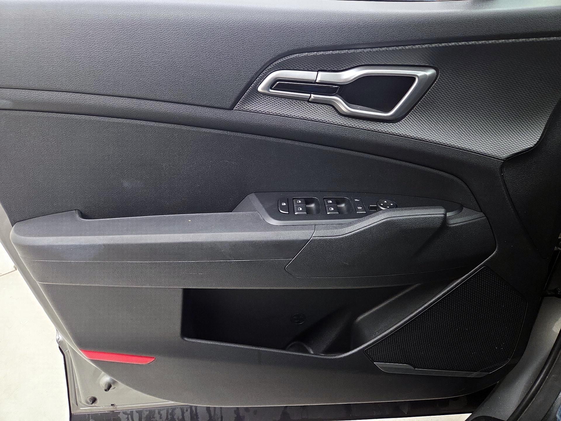 Thumbnail: 2024 Kia Sportage - 12