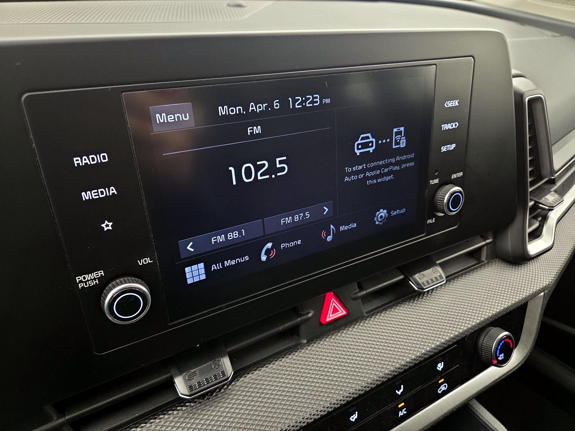 Thumbnail: 2024 Kia Sportage - 15