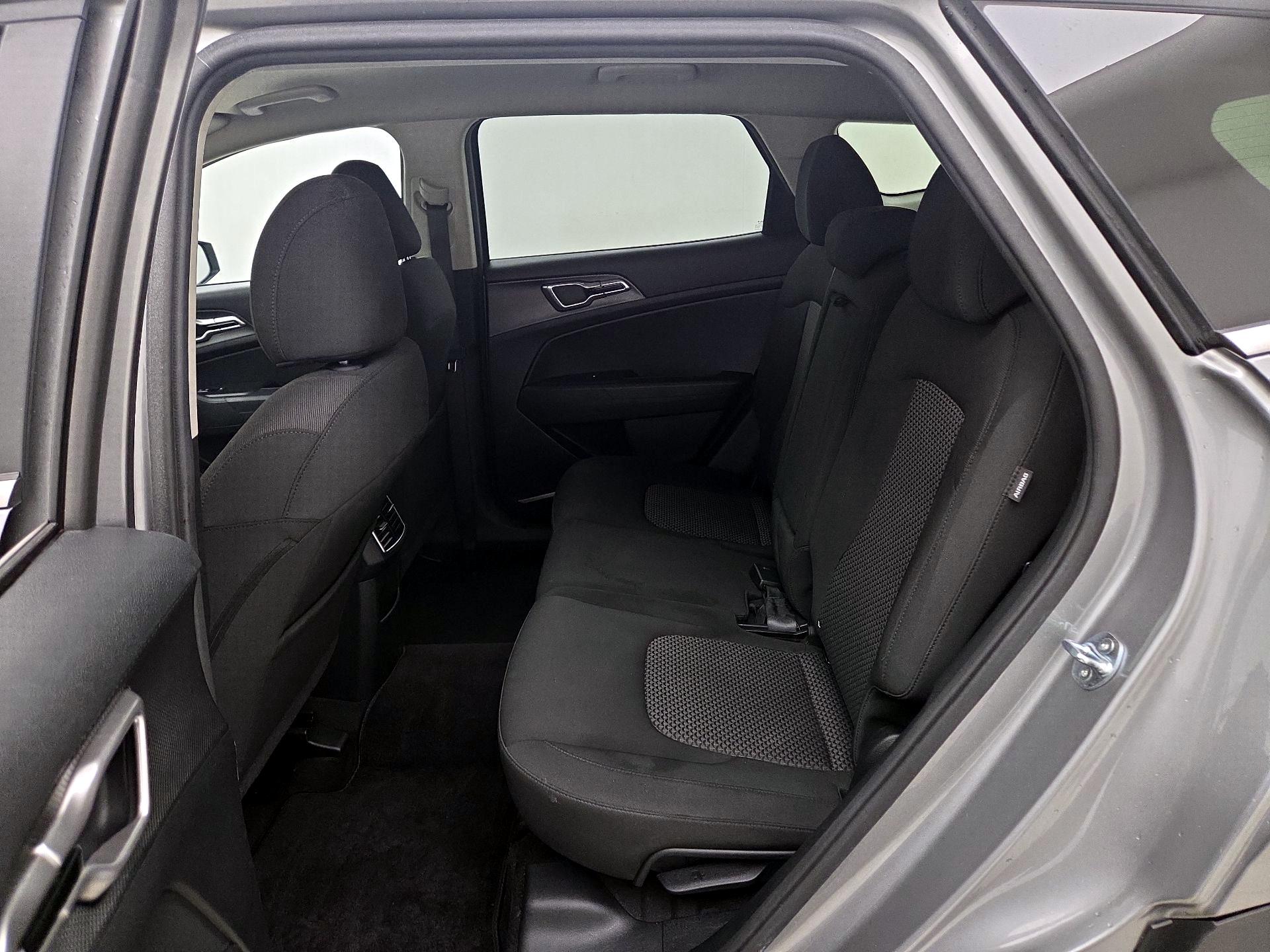 Thumbnail: 2024 Kia Sportage - 19