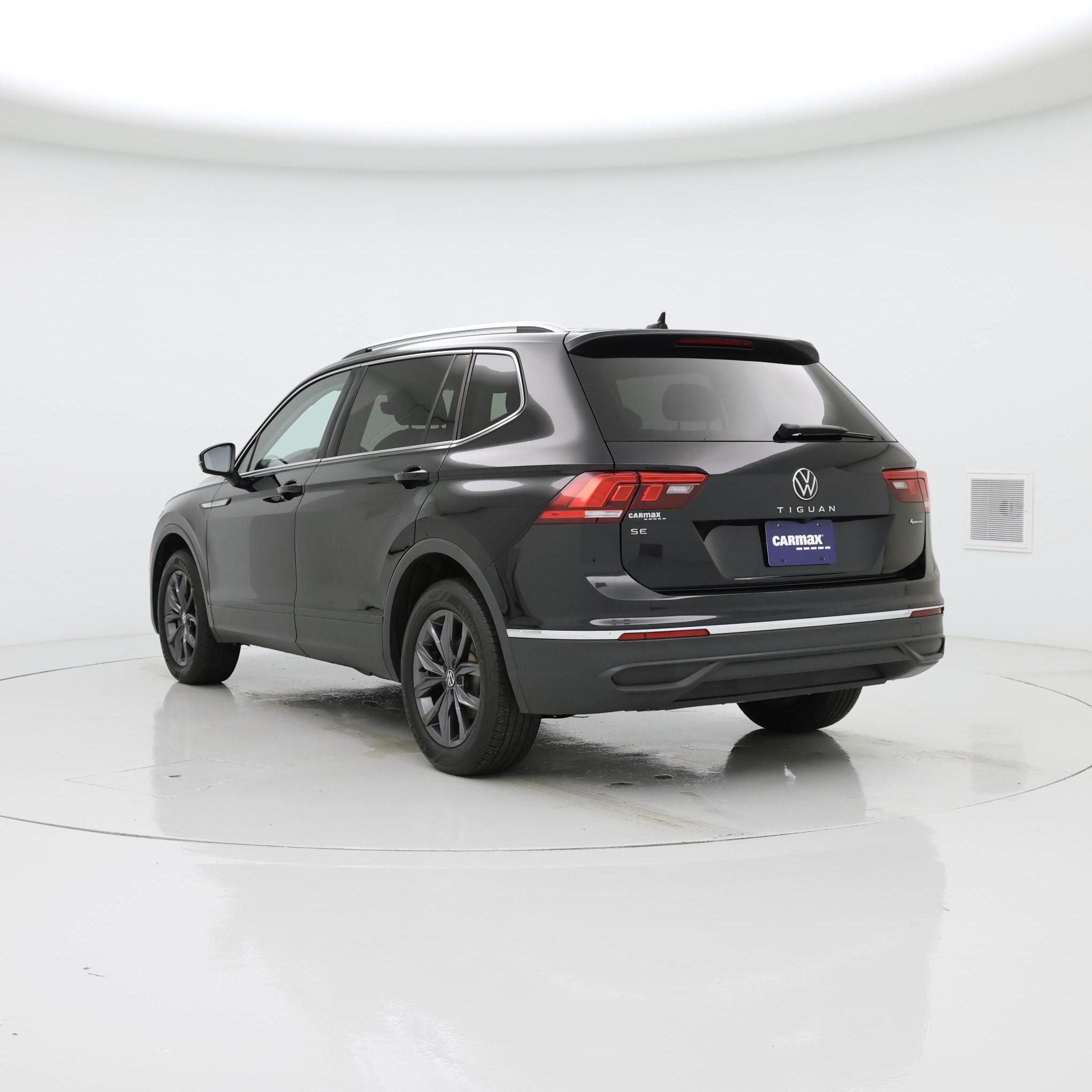 Thumbnail: 2022 Volkswagen Tiguan - 2