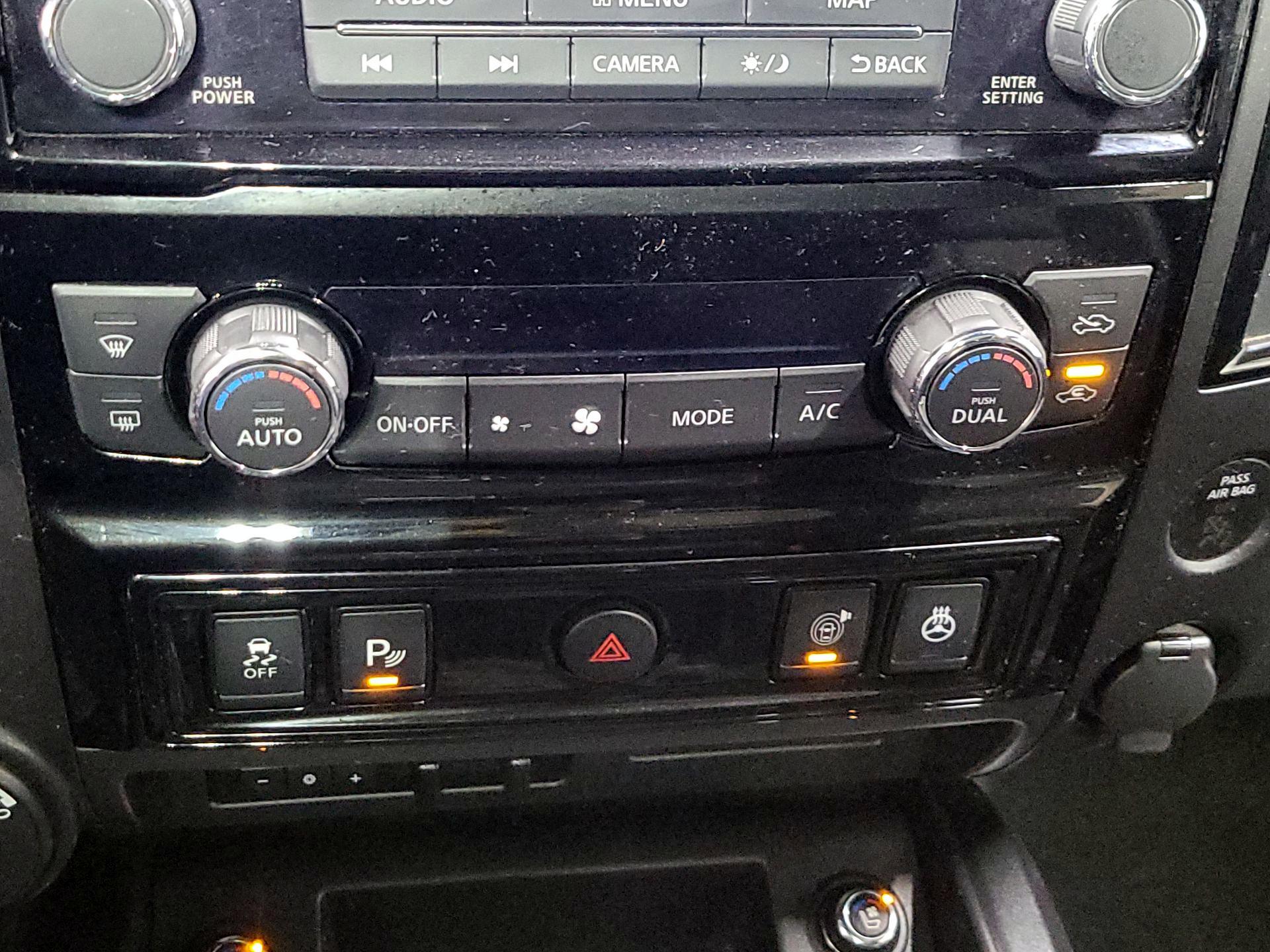 Thumbnail: 2023 Nissan Titan - 17