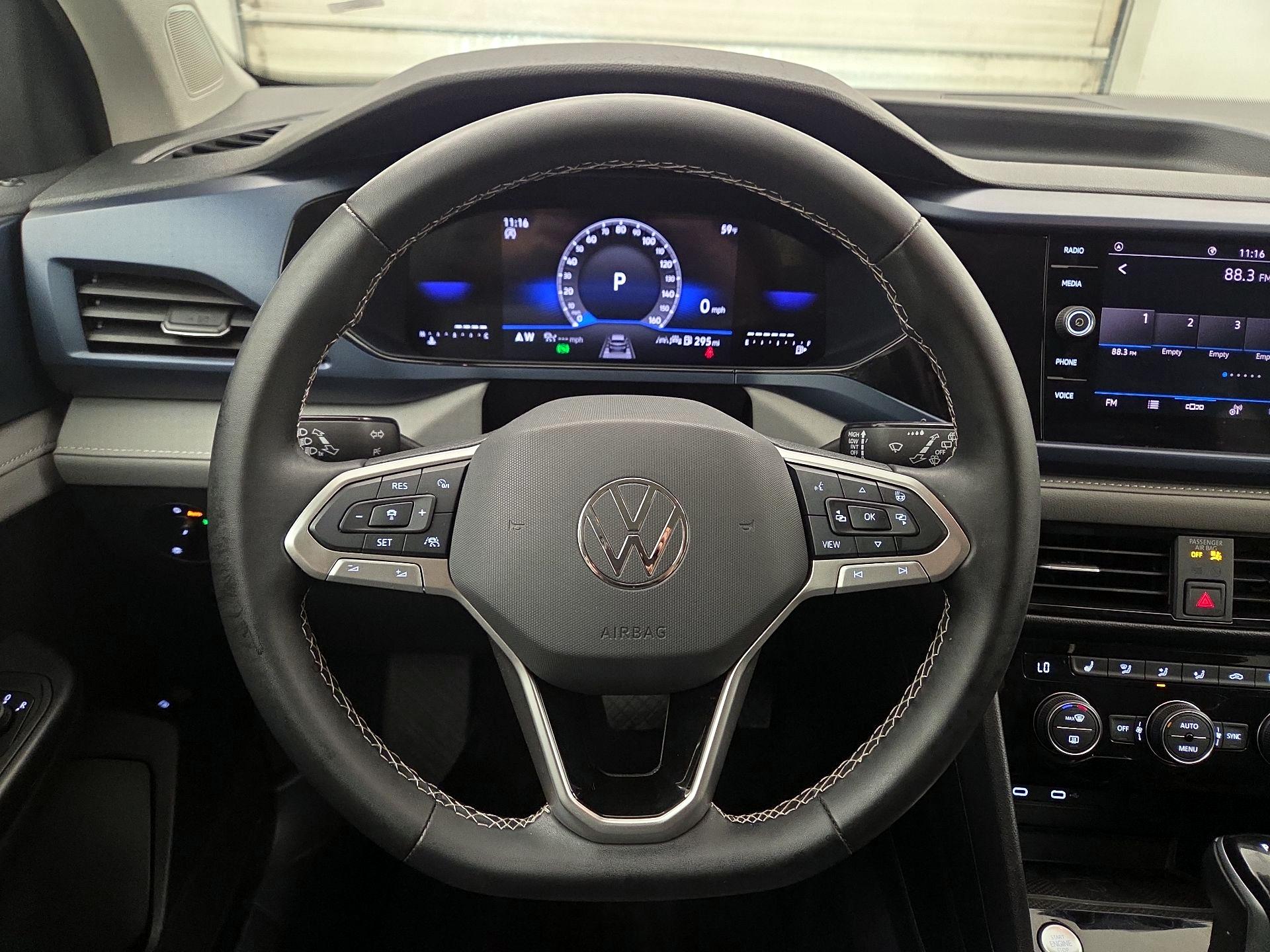 Thumbnail: 2024 Volkswagen Taos - 10