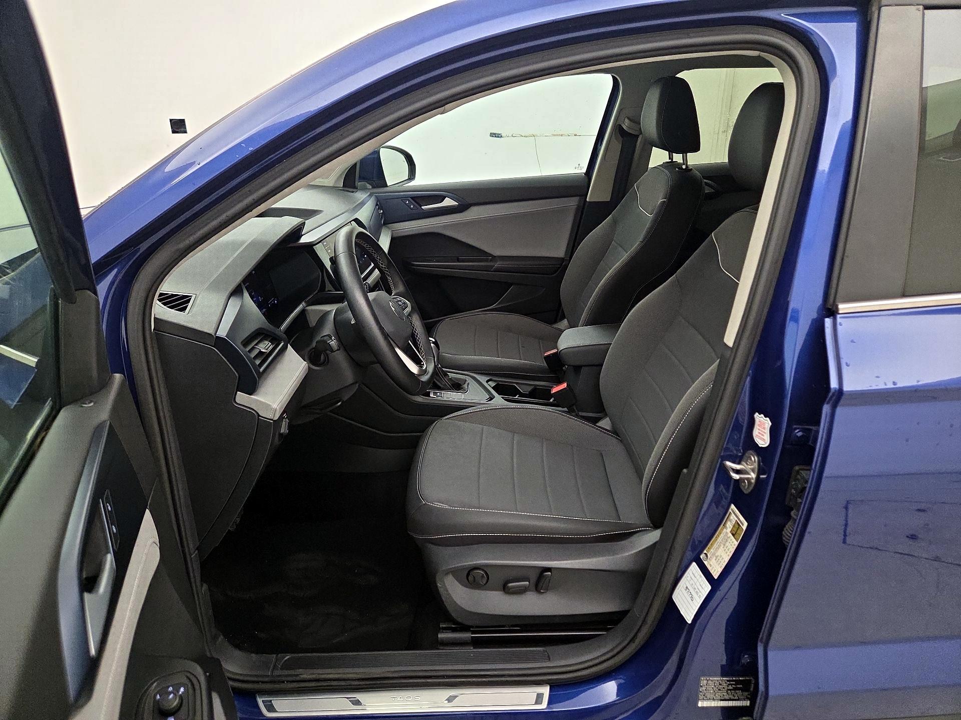 Thumbnail: 2024 Volkswagen Taos - 11