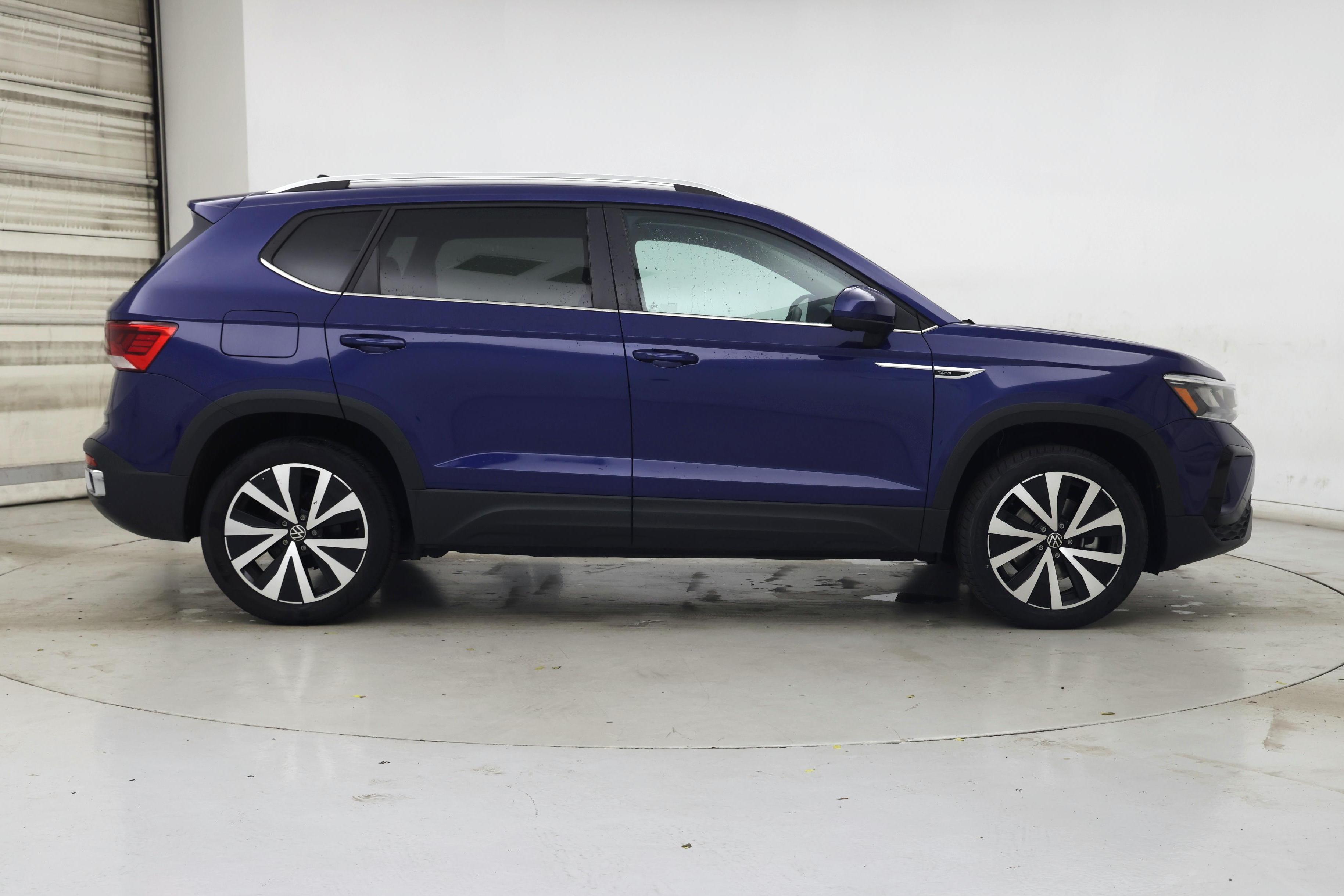 Thumbnail: 2024 Volkswagen Taos - 7