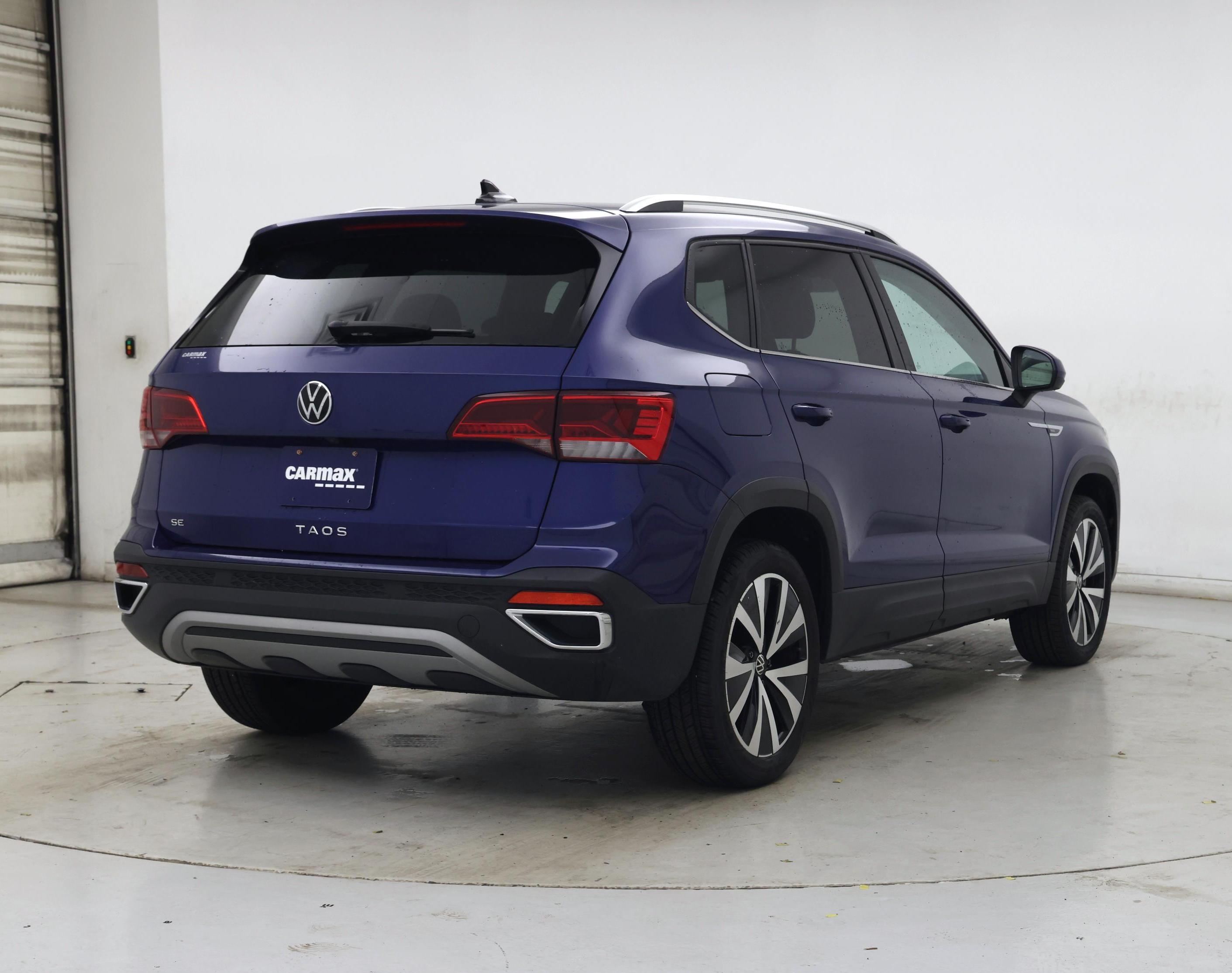 Thumbnail: 2024 Volkswagen Taos - 8