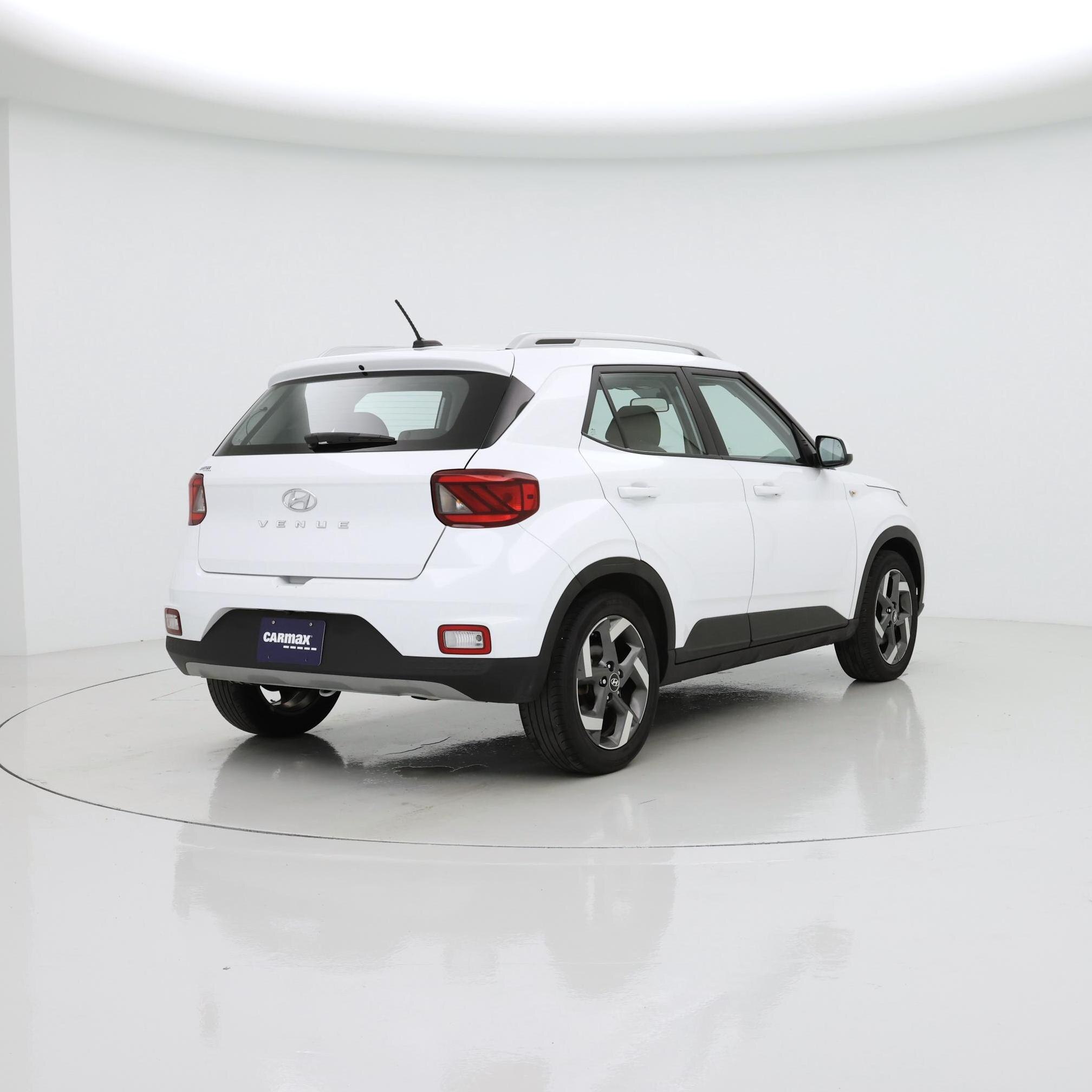 Thumbnail: 2023 Hyundai Venue - 8