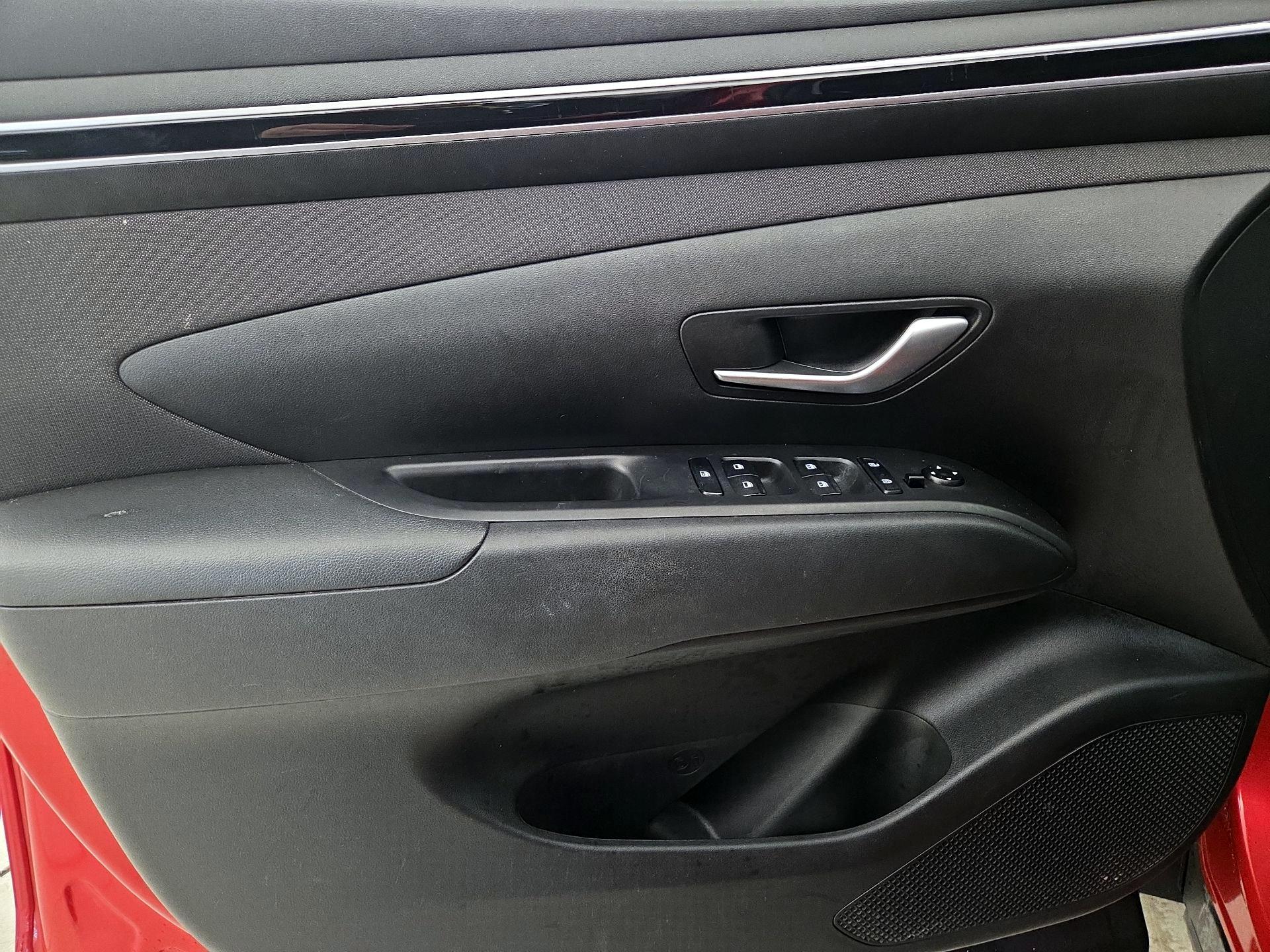 Thumbnail: 2023 Hyundai Tucson - 12