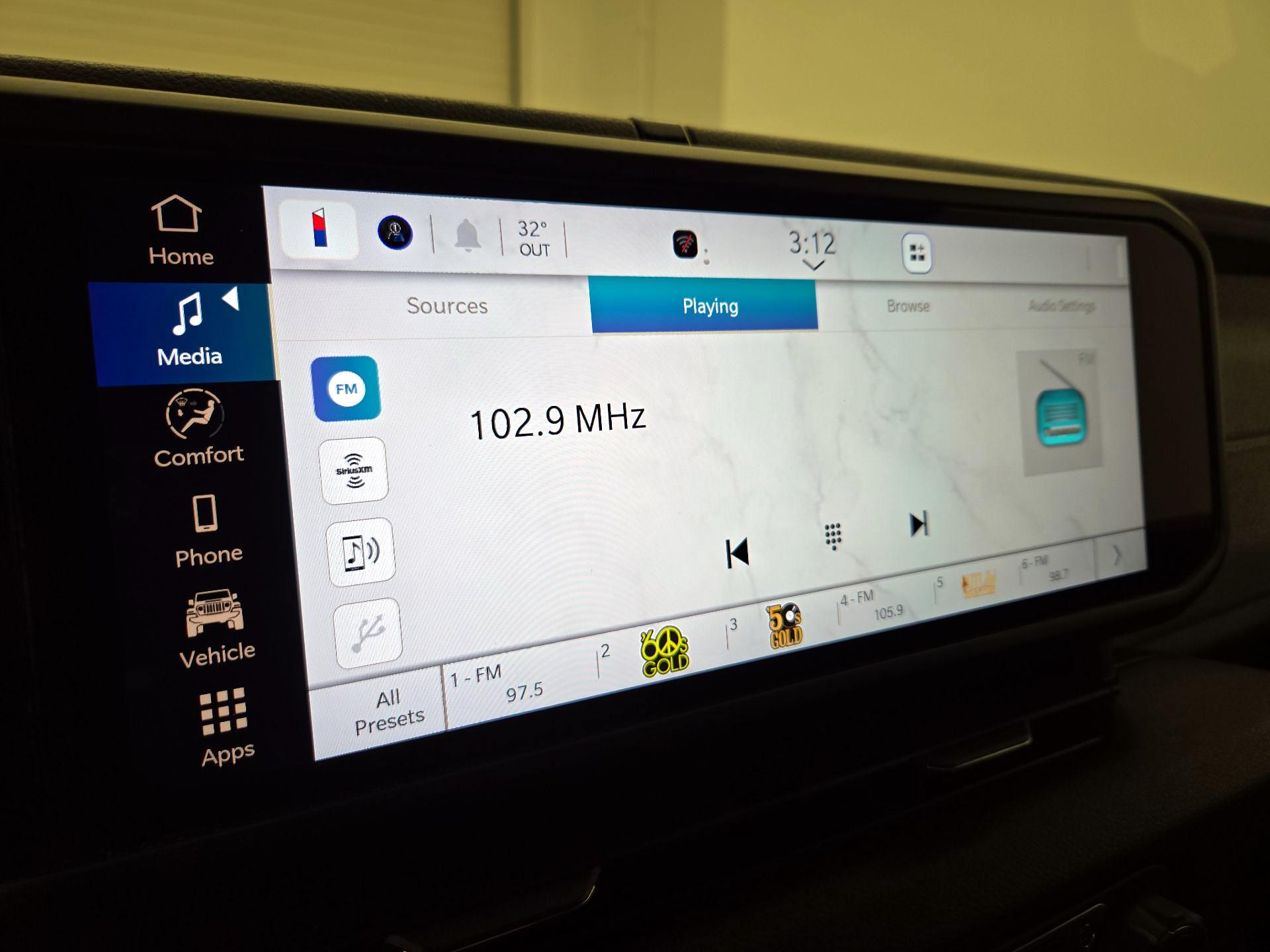 Thumbnail: 2024 Jeep Wrangler - 15