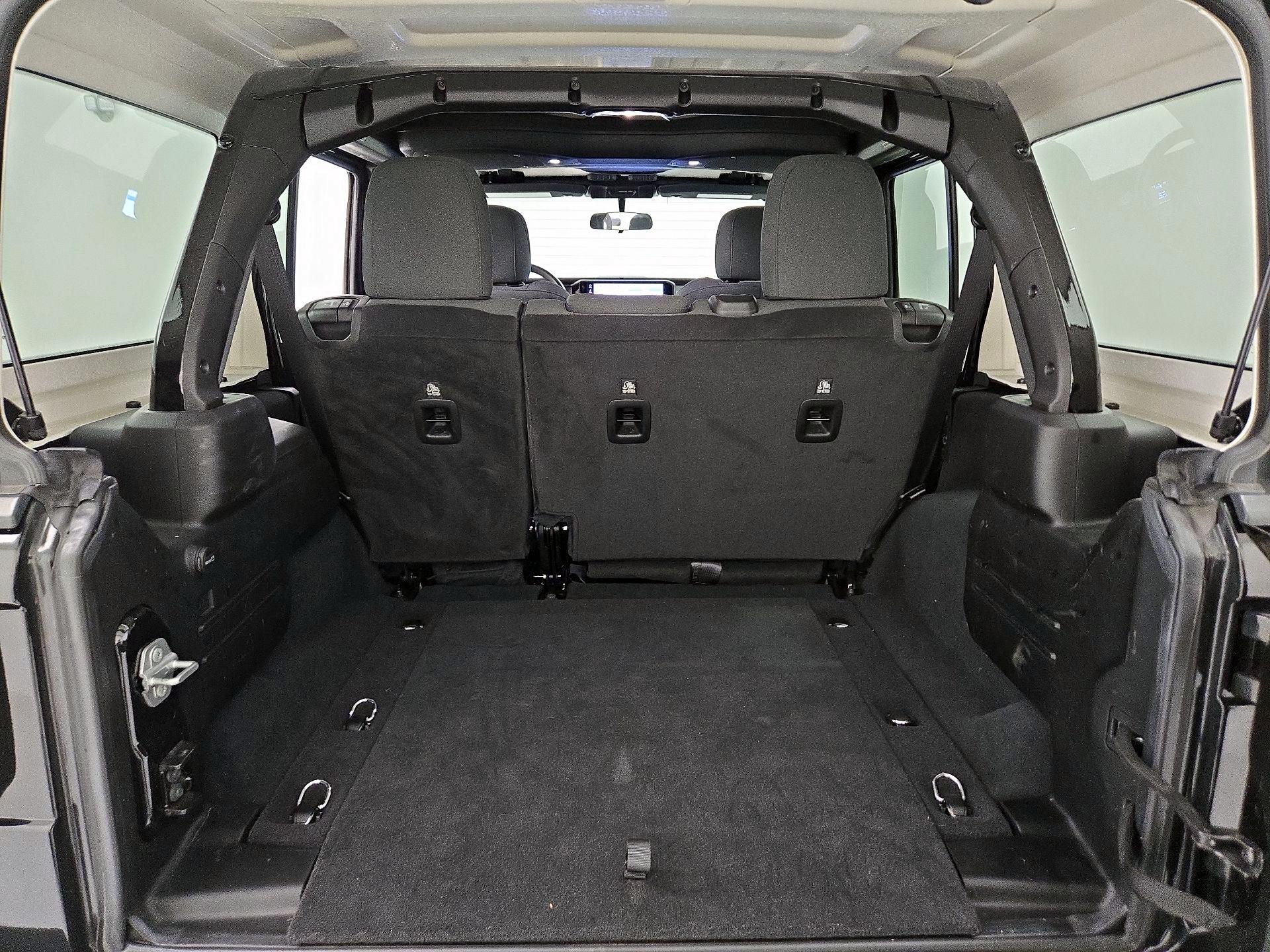 Thumbnail: 2024 Jeep Wrangler - 20