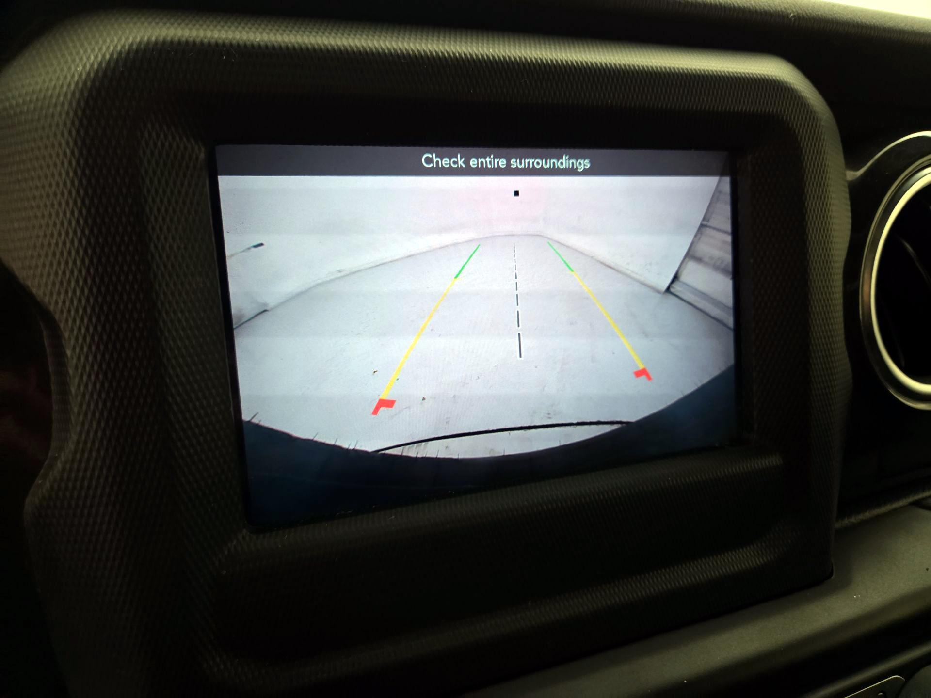 Thumbnail: 2021 Jeep Wrangler - 14