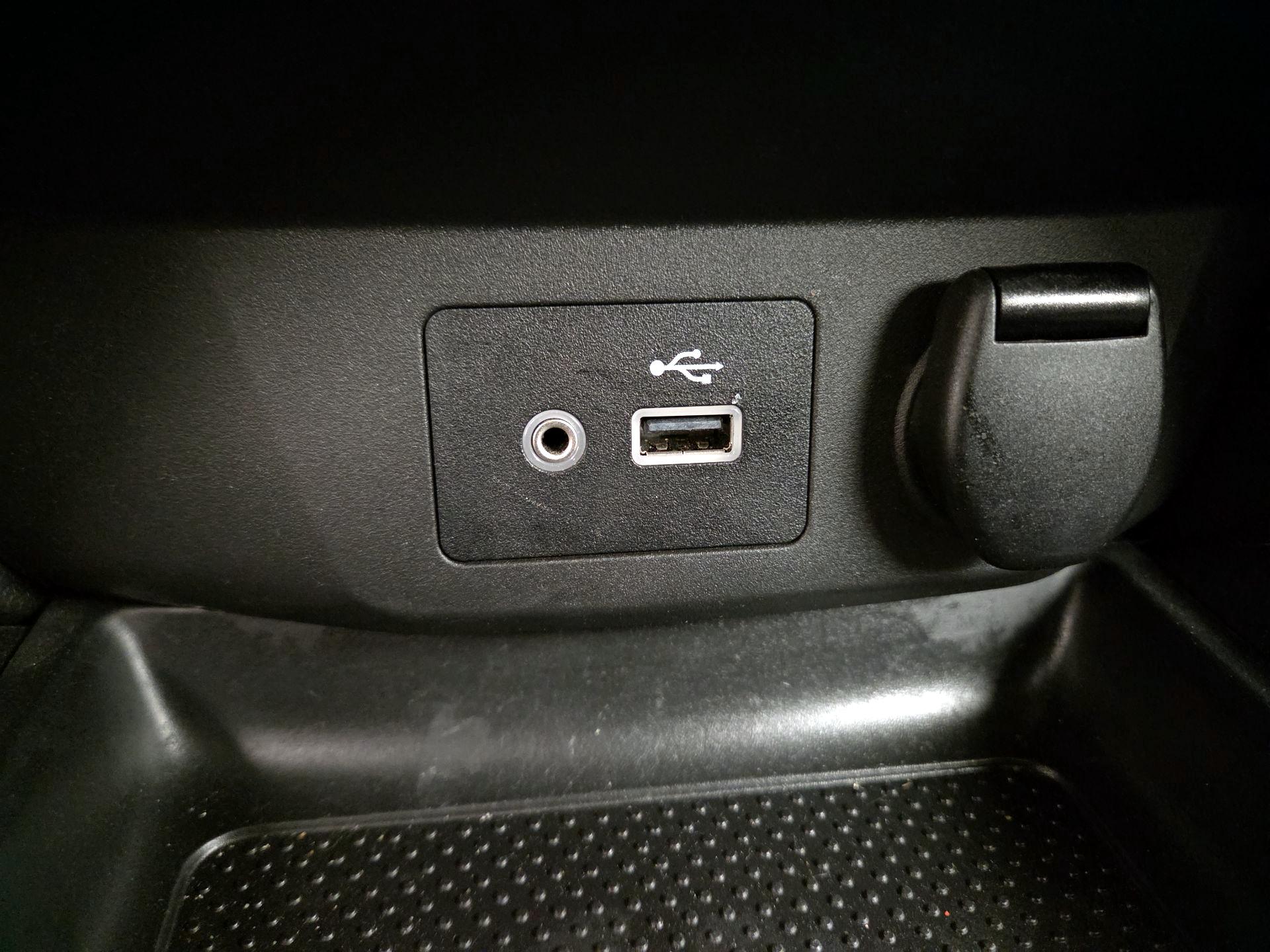 Thumbnail: 2022 Nissan Rogue Sport - 18