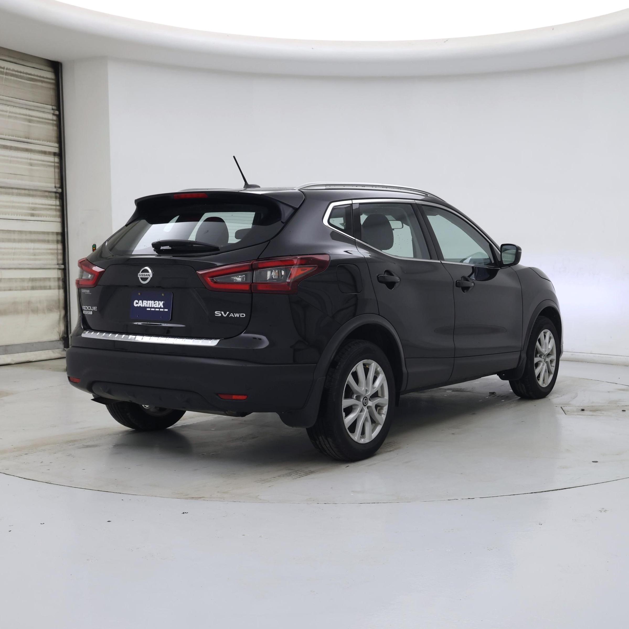 Thumbnail: 2022 Nissan Rogue Sport - 8