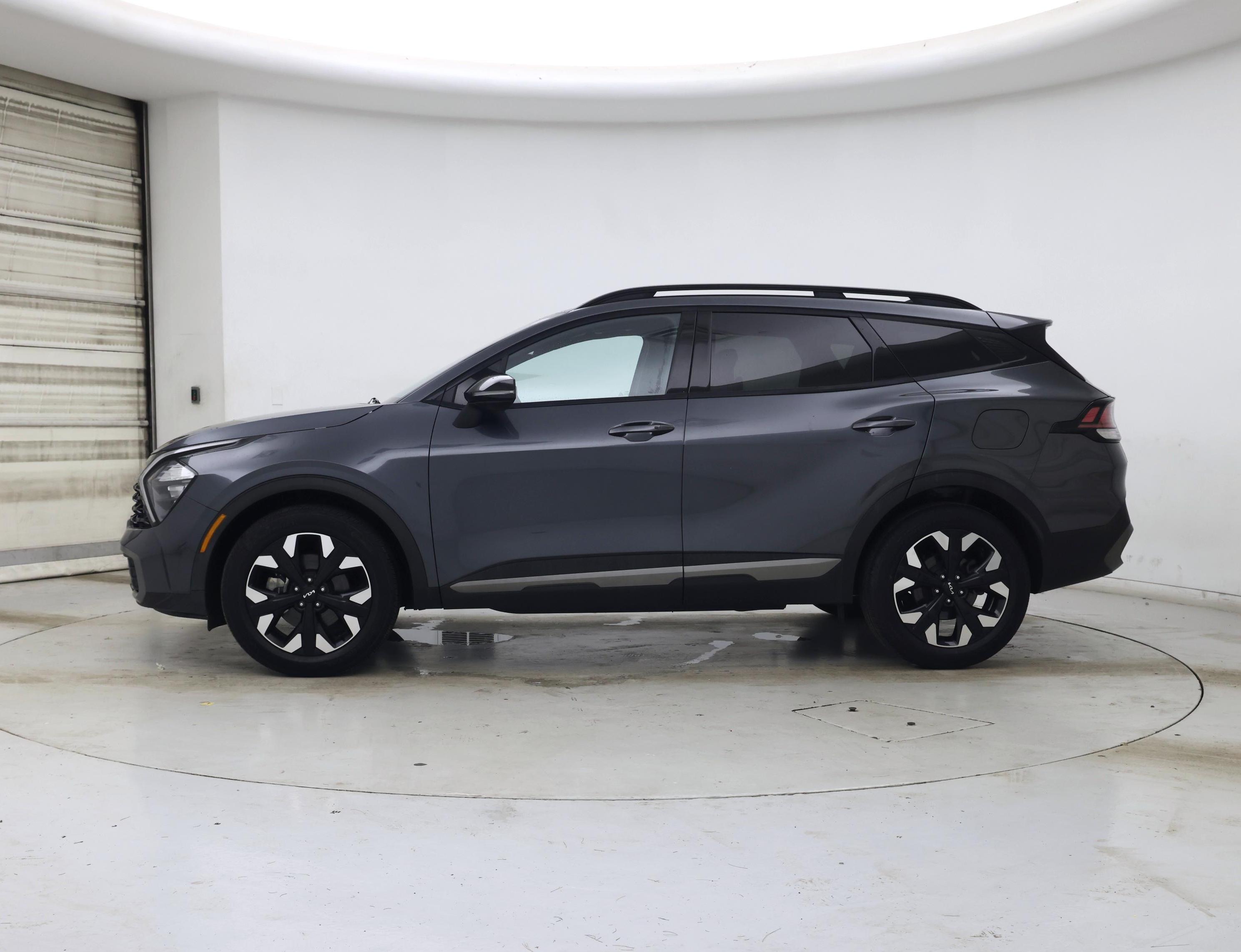 Thumbnail: 2023 Kia Sportage - 3