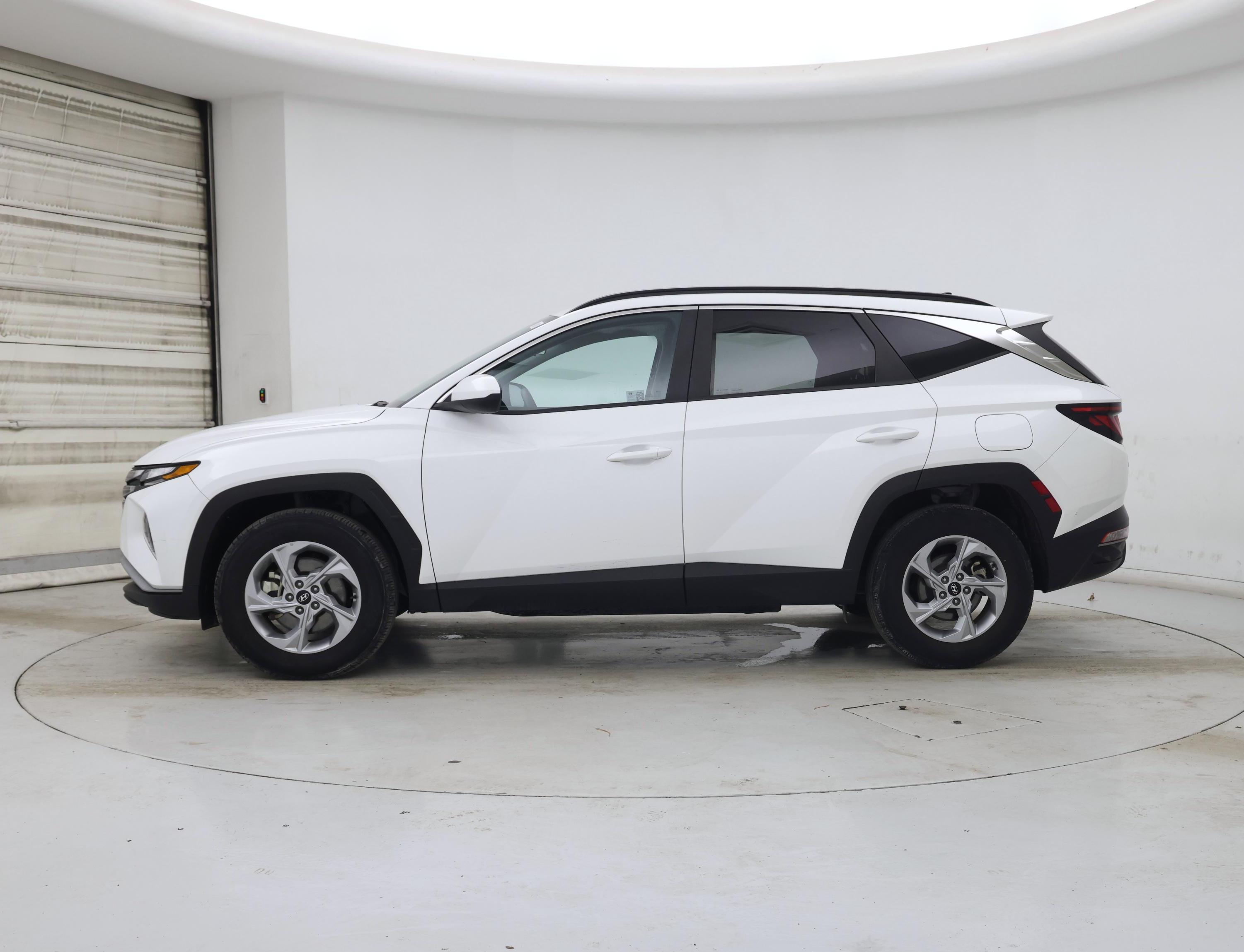 Thumbnail: 2024 Hyundai Tucson - 3