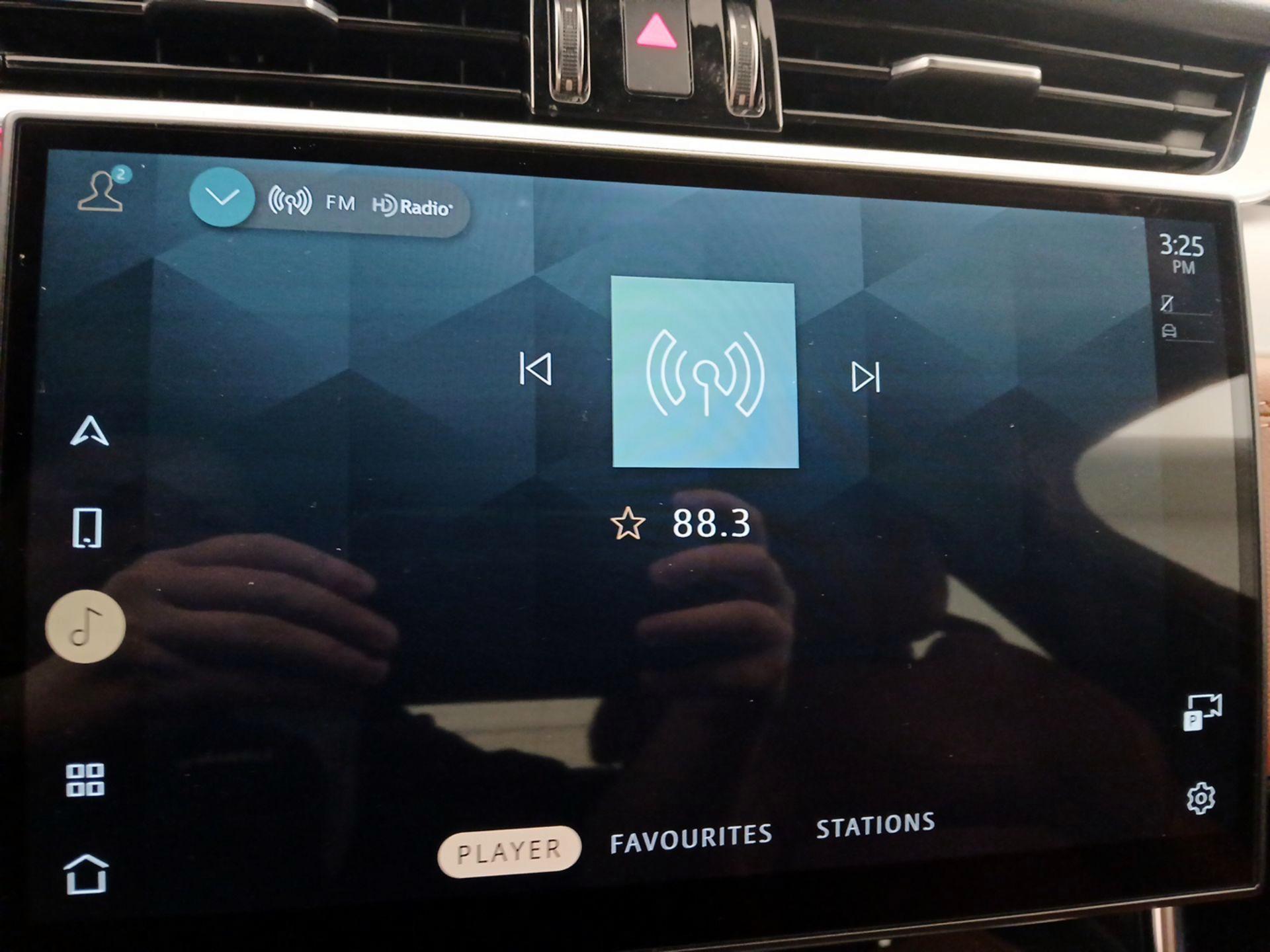 Thumbnail: 2022 Jaguar XF - 16