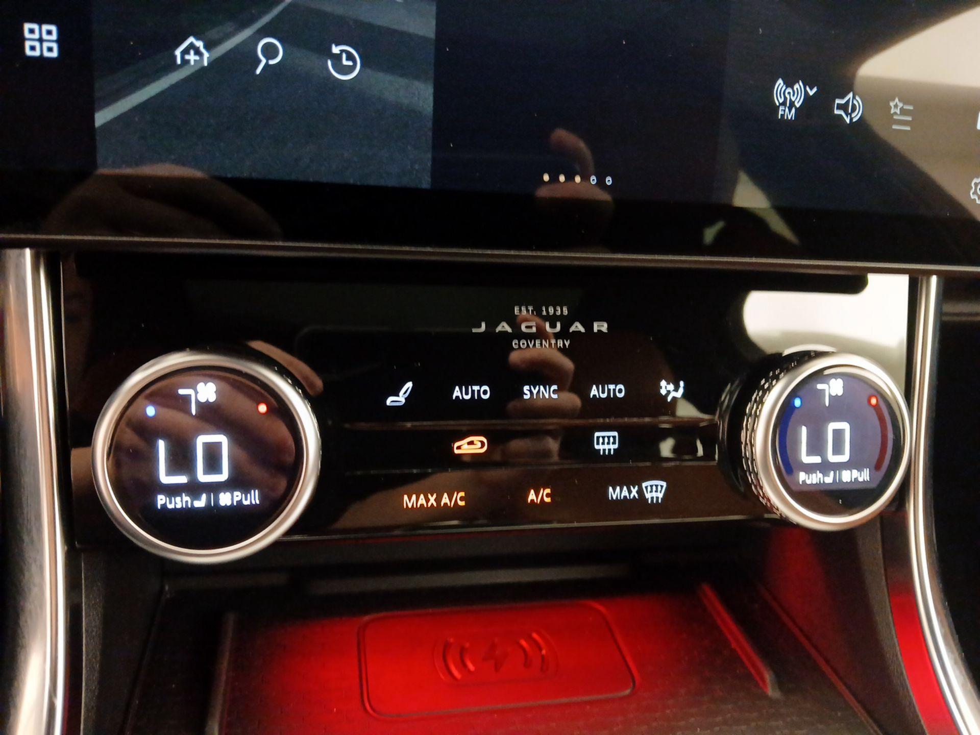 Thumbnail: 2022 Jaguar XF - 17