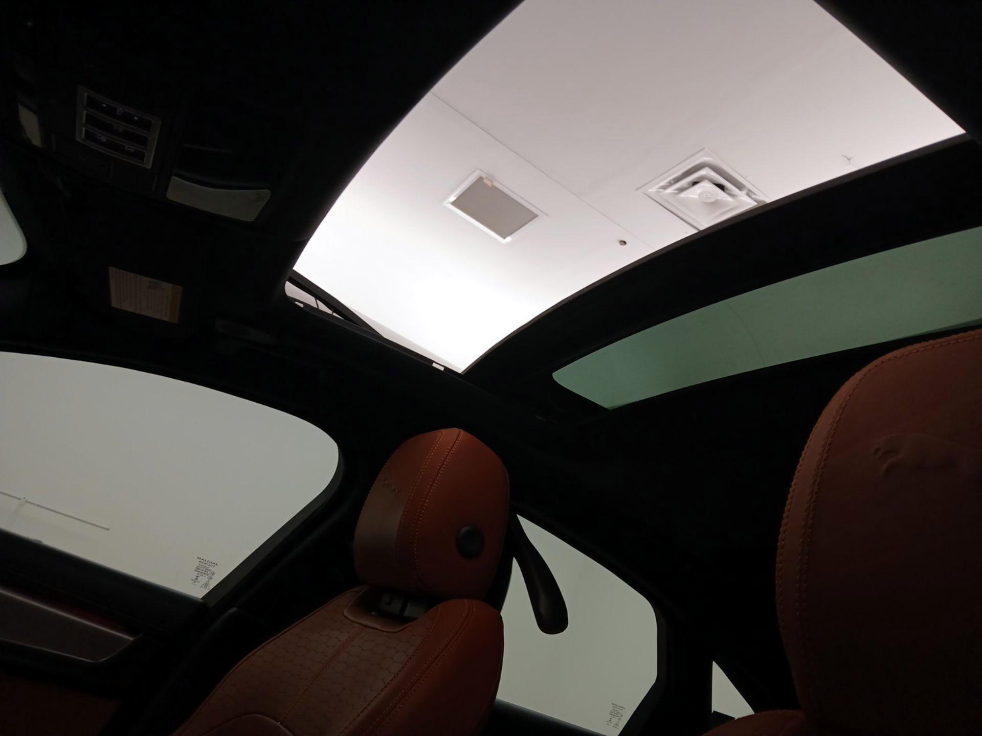 Thumbnail: 2022 Jaguar XF - 20