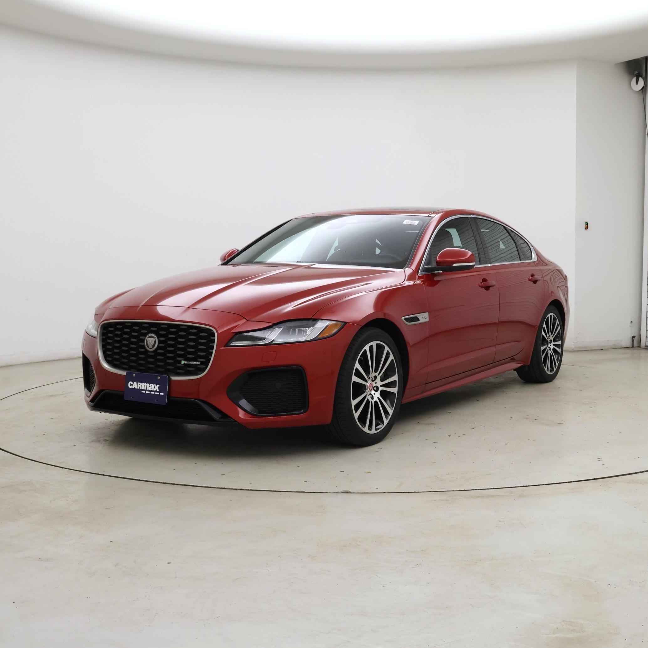 Thumbnail: 2022 Jaguar XF - 4