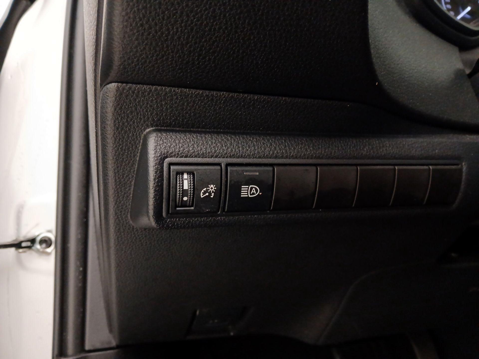 Thumbnail: 2020 Toyota Corolla - 13