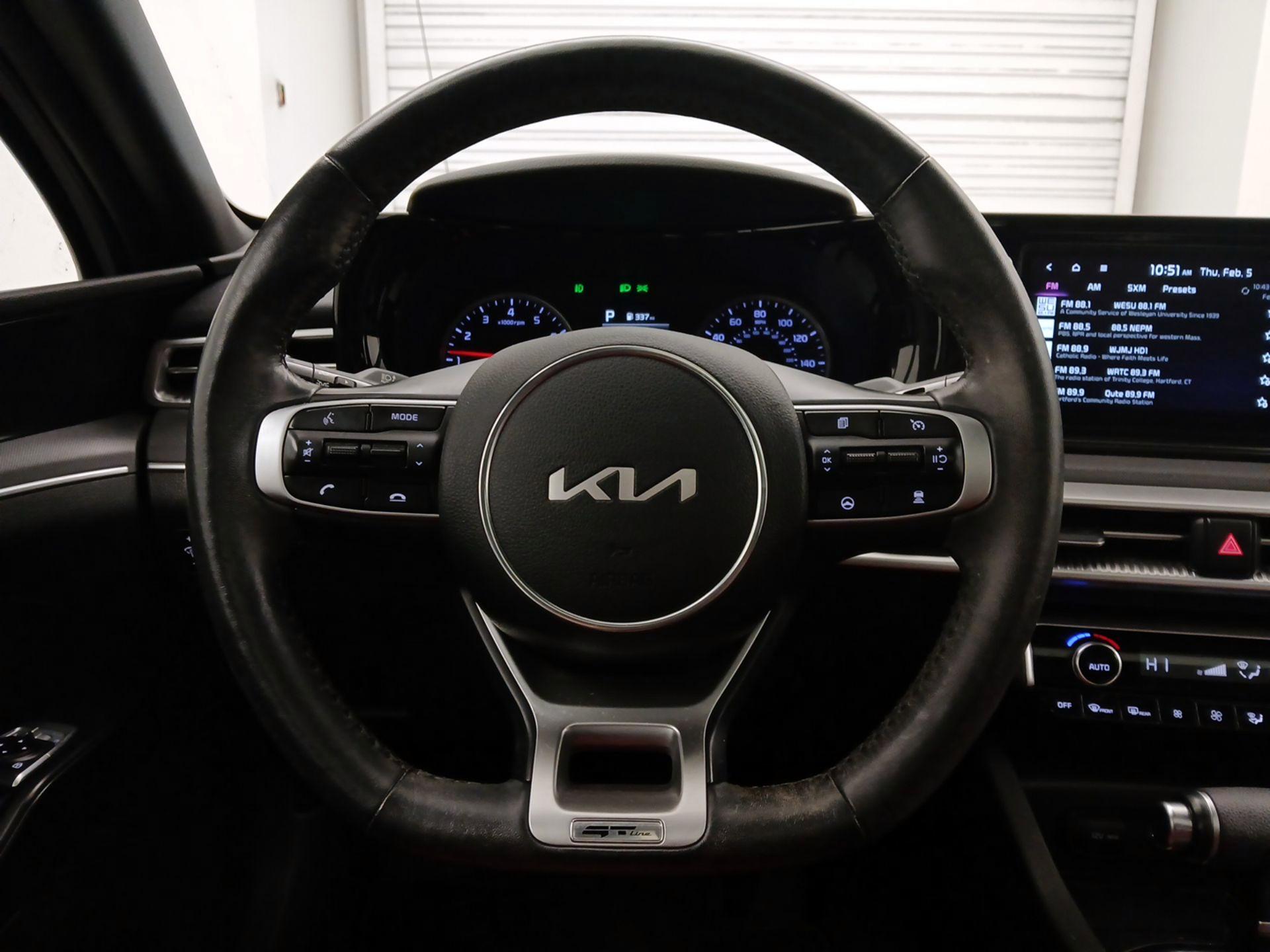 Thumbnail: 2023 Kia K5 - 10