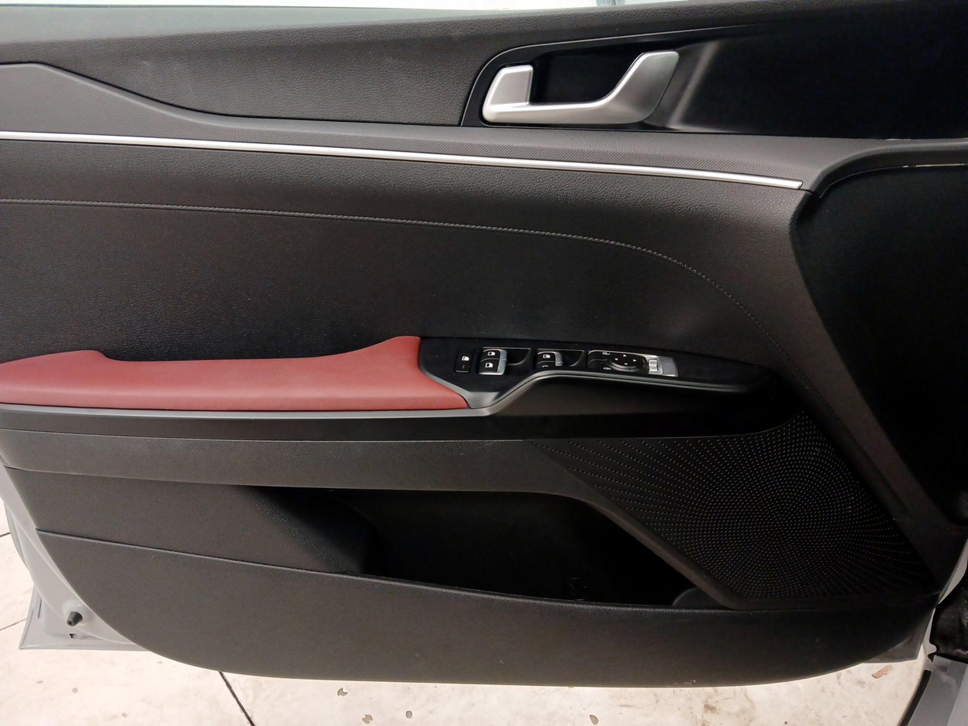 Thumbnail: 2023 Kia K5 - 12