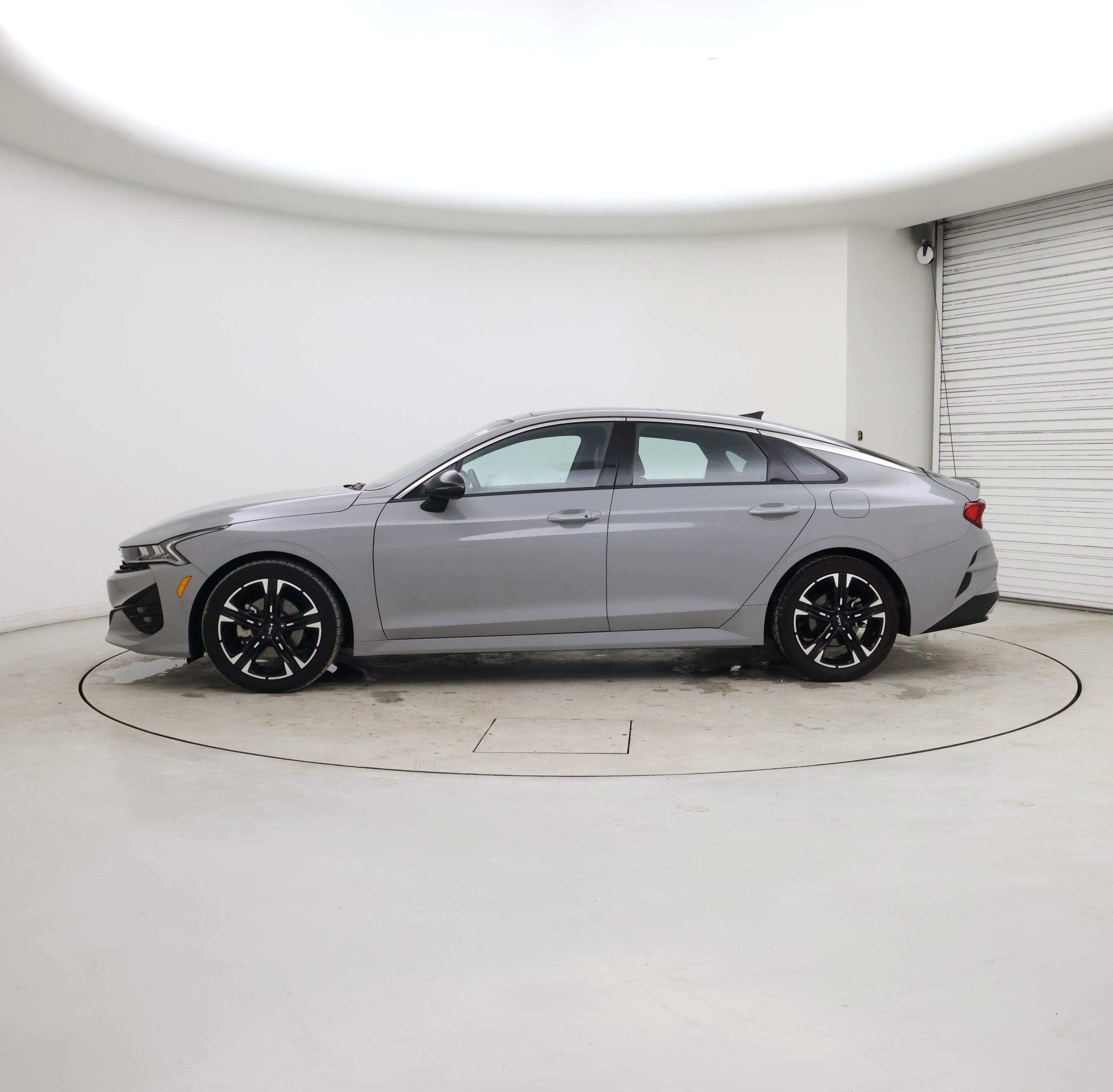 Thumbnail: 2023 Kia K5 - 3