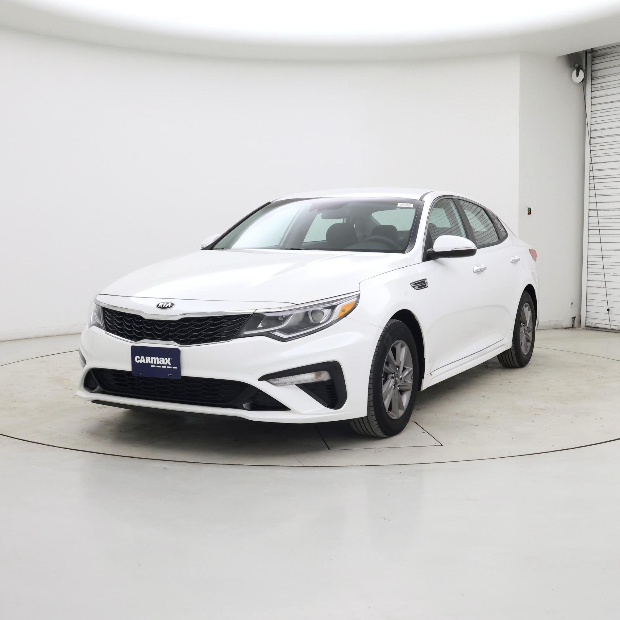 Thumbnail: 2020 Kia Optima - 4