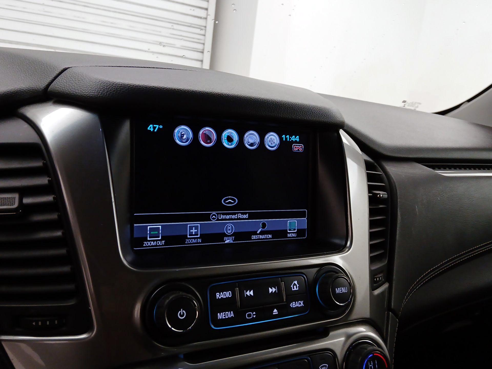 Thumbnail: 2016 Chevrolet Tahoe - 14