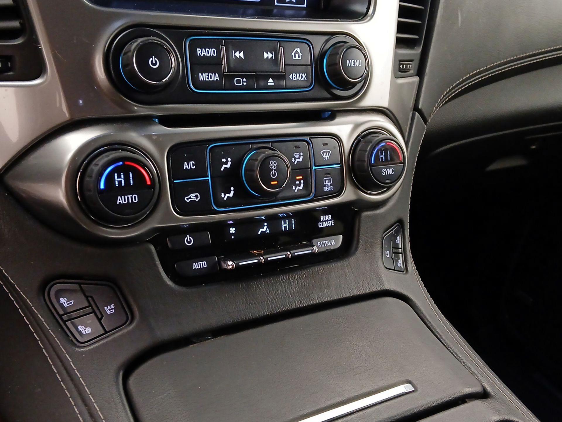 Thumbnail: 2016 Chevrolet Tahoe - 17