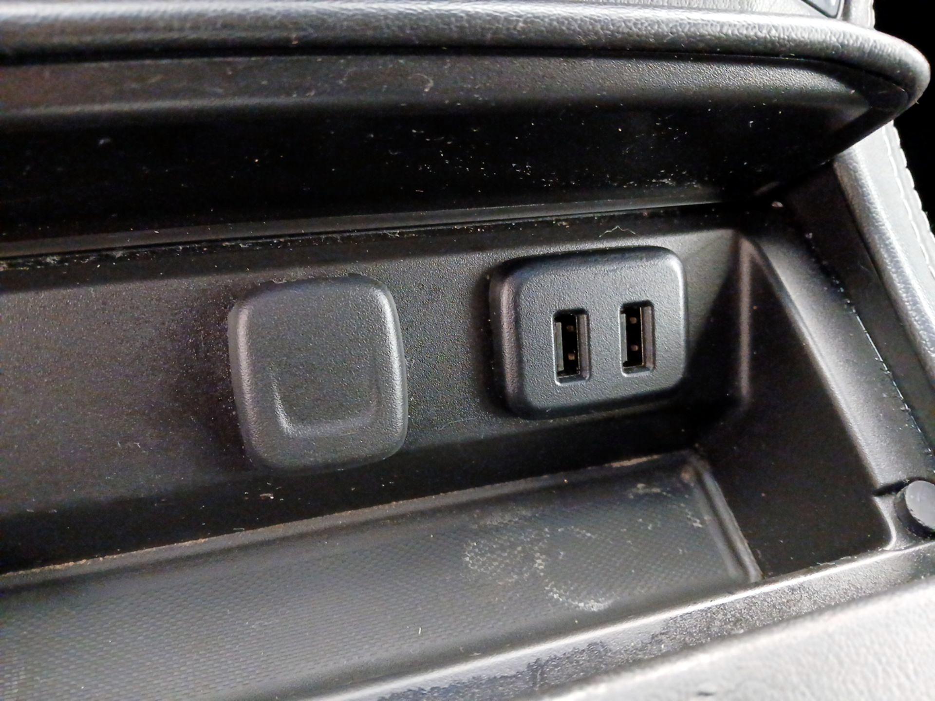 Thumbnail: 2016 Chevrolet Tahoe - 19